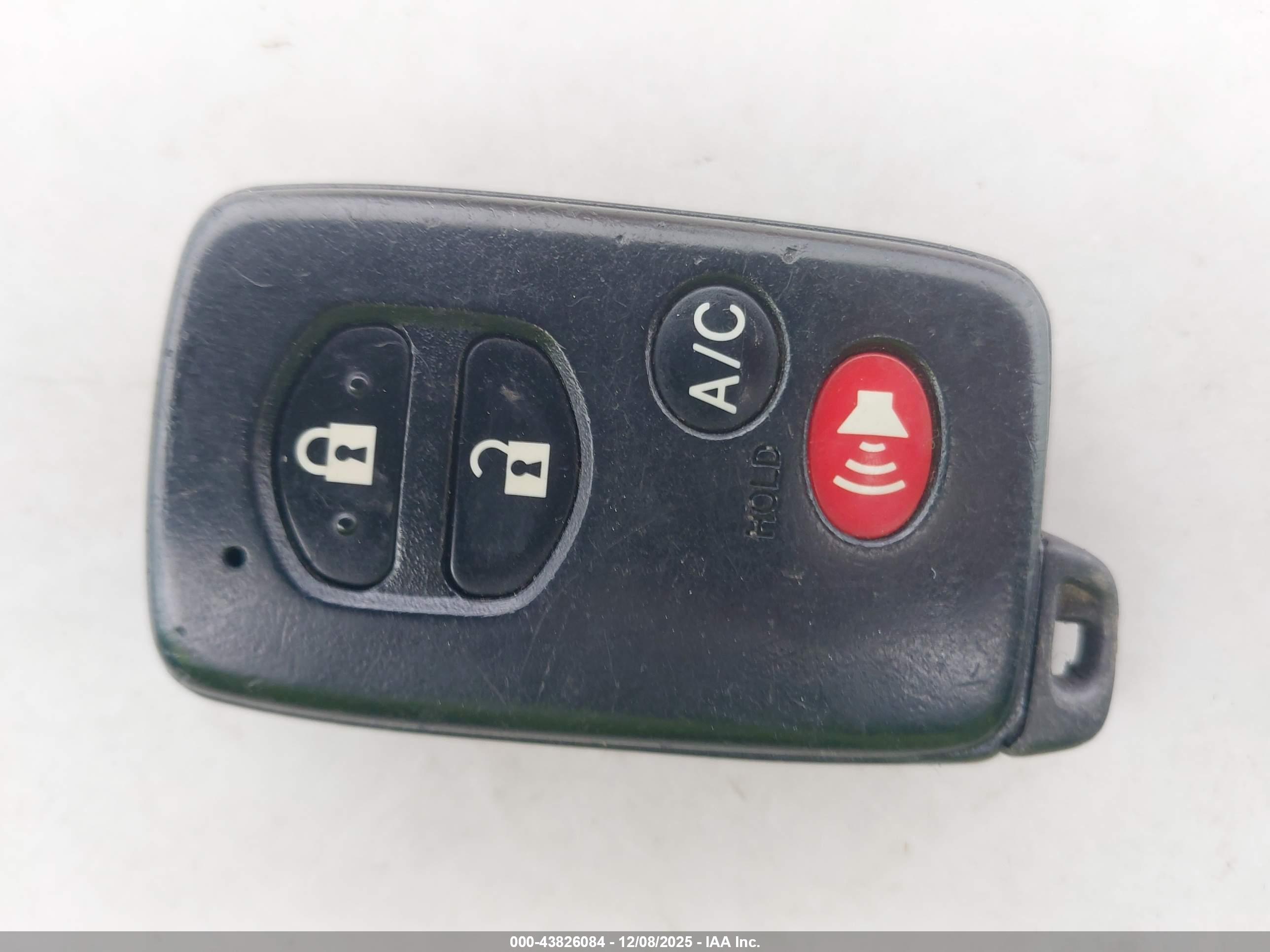 TOYOTA PRIUS image 11