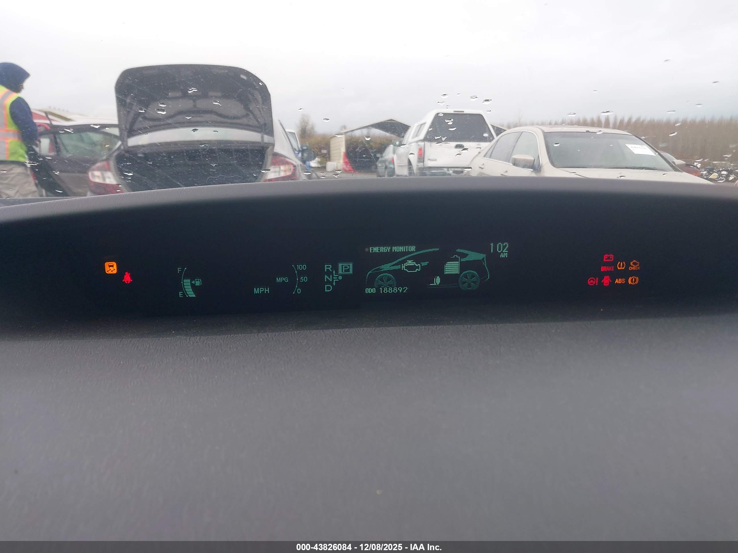 TOYOTA PRIUS image 7