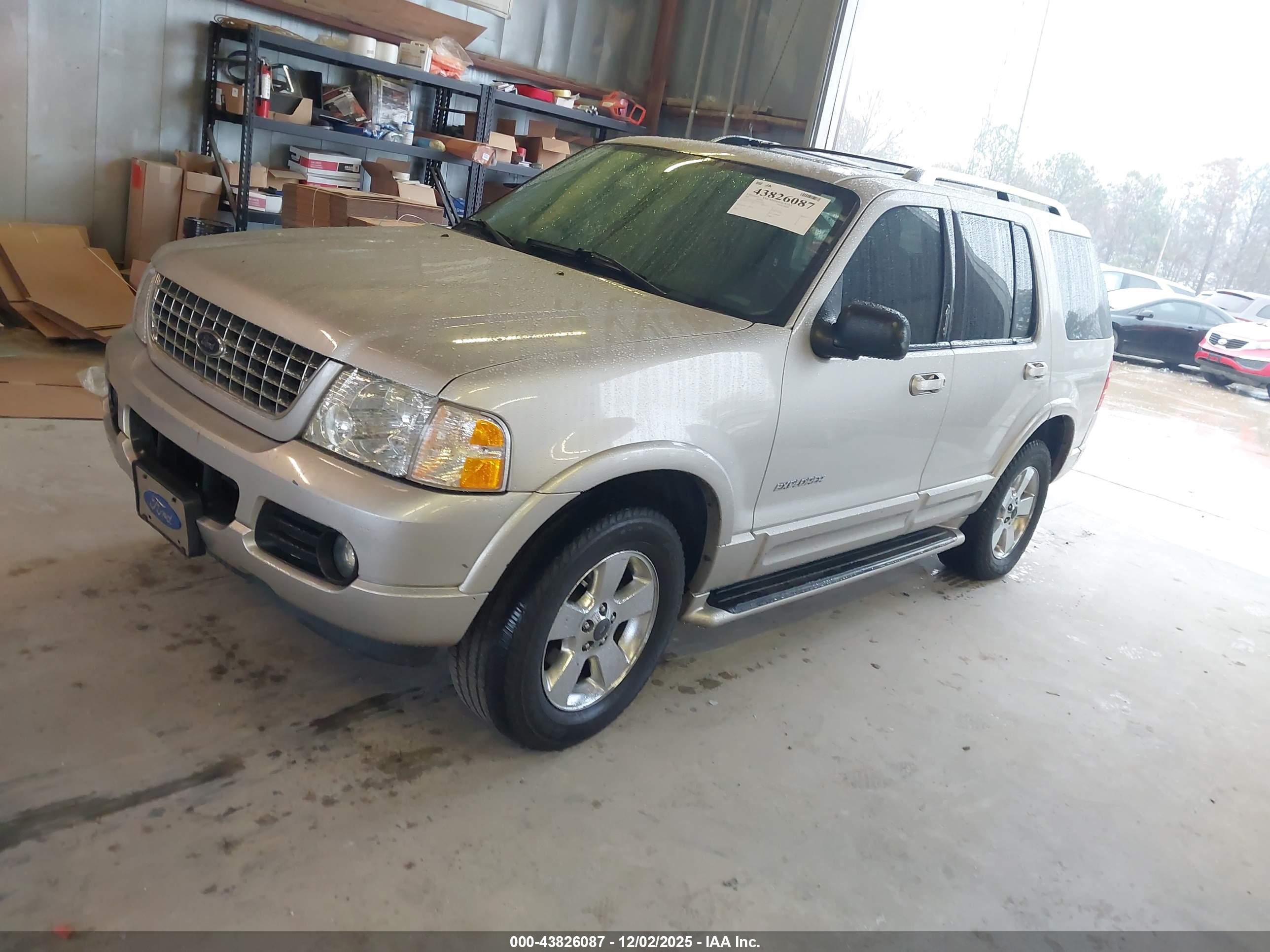 FORD EXPLORER image 2