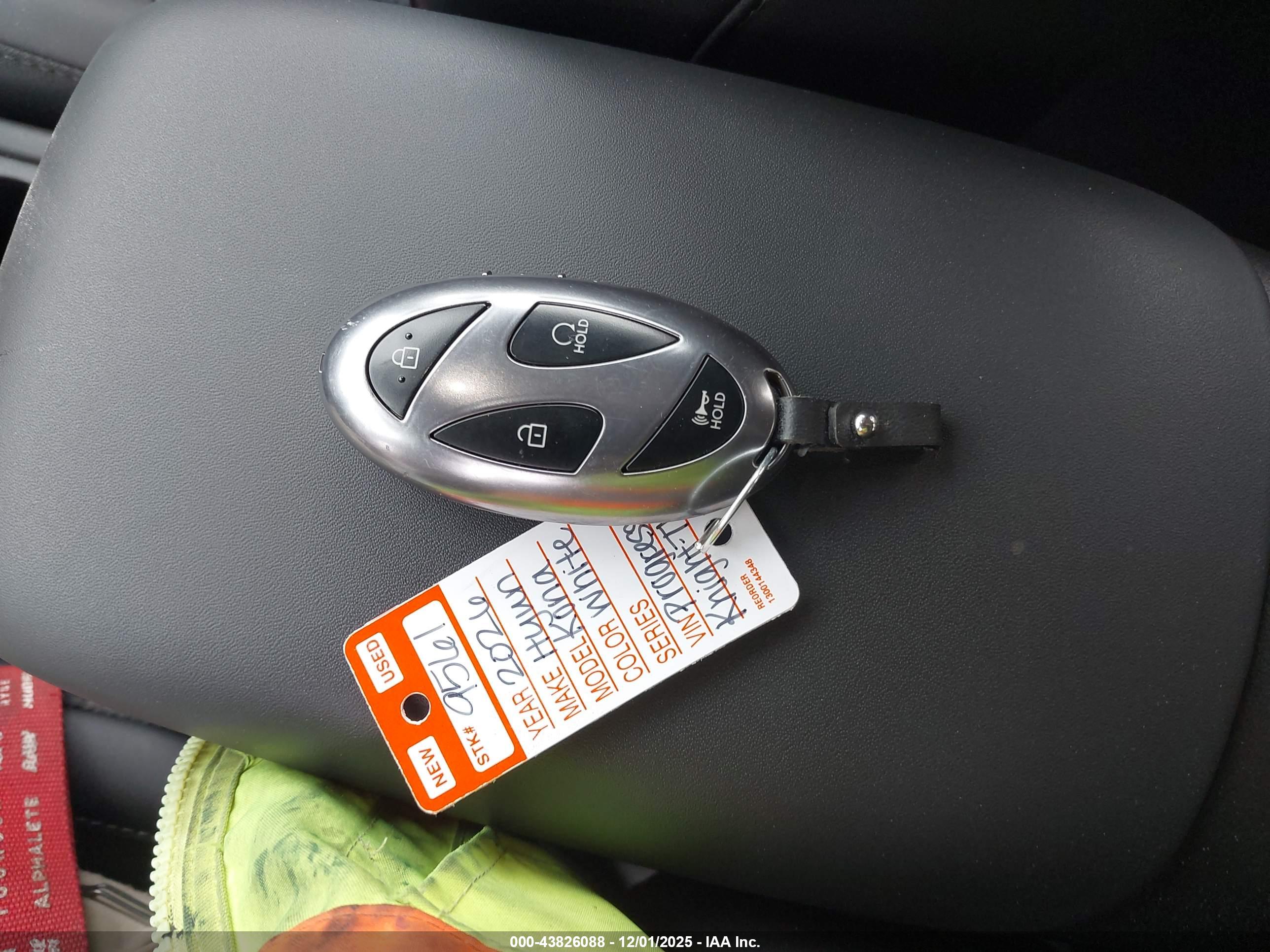 HYUNDAI KONA image 11