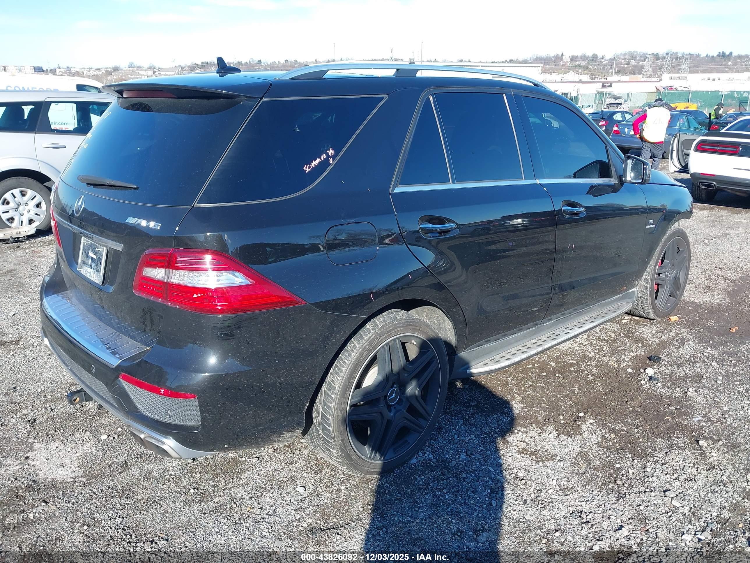 MERCEDES-BENZ ML image 4