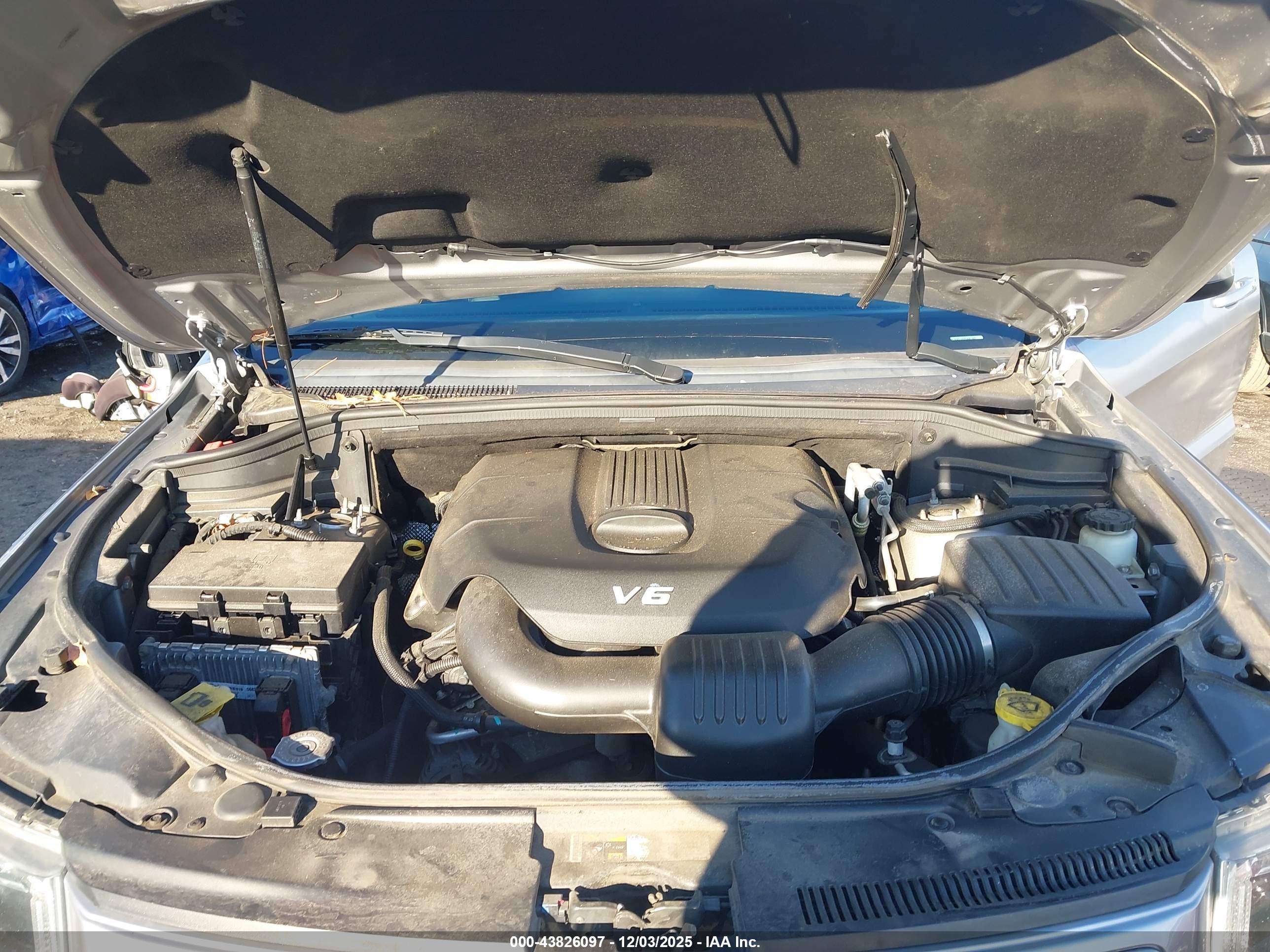 JEEP GRAND image 10