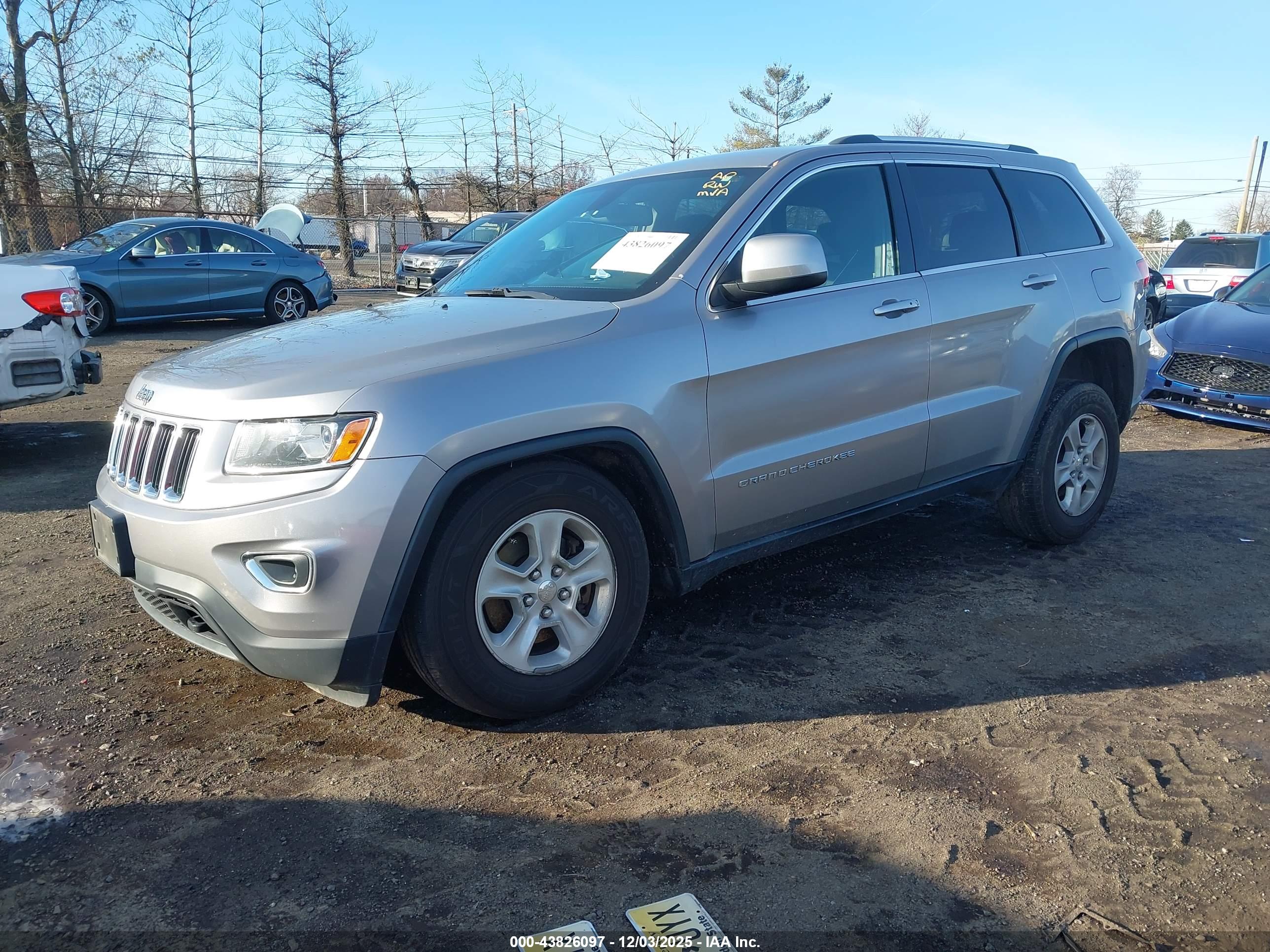 JEEP GRAND image 2