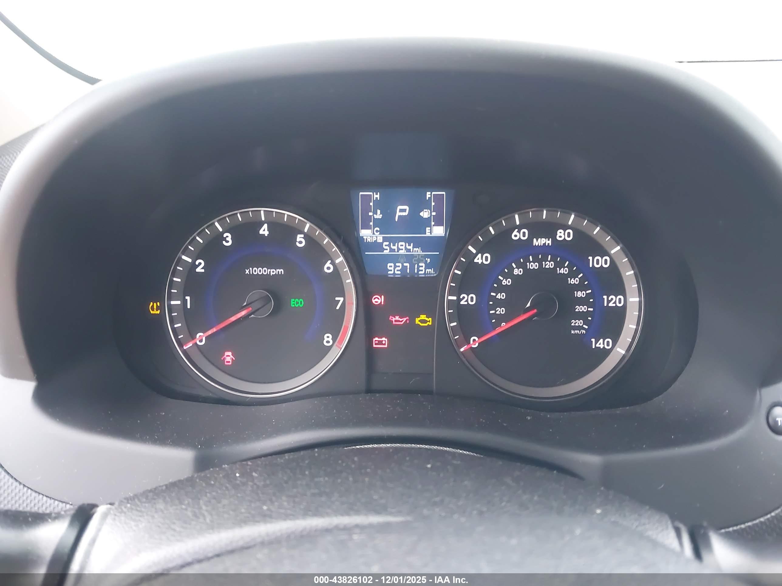 HYUNDAI ACCENT image 7
