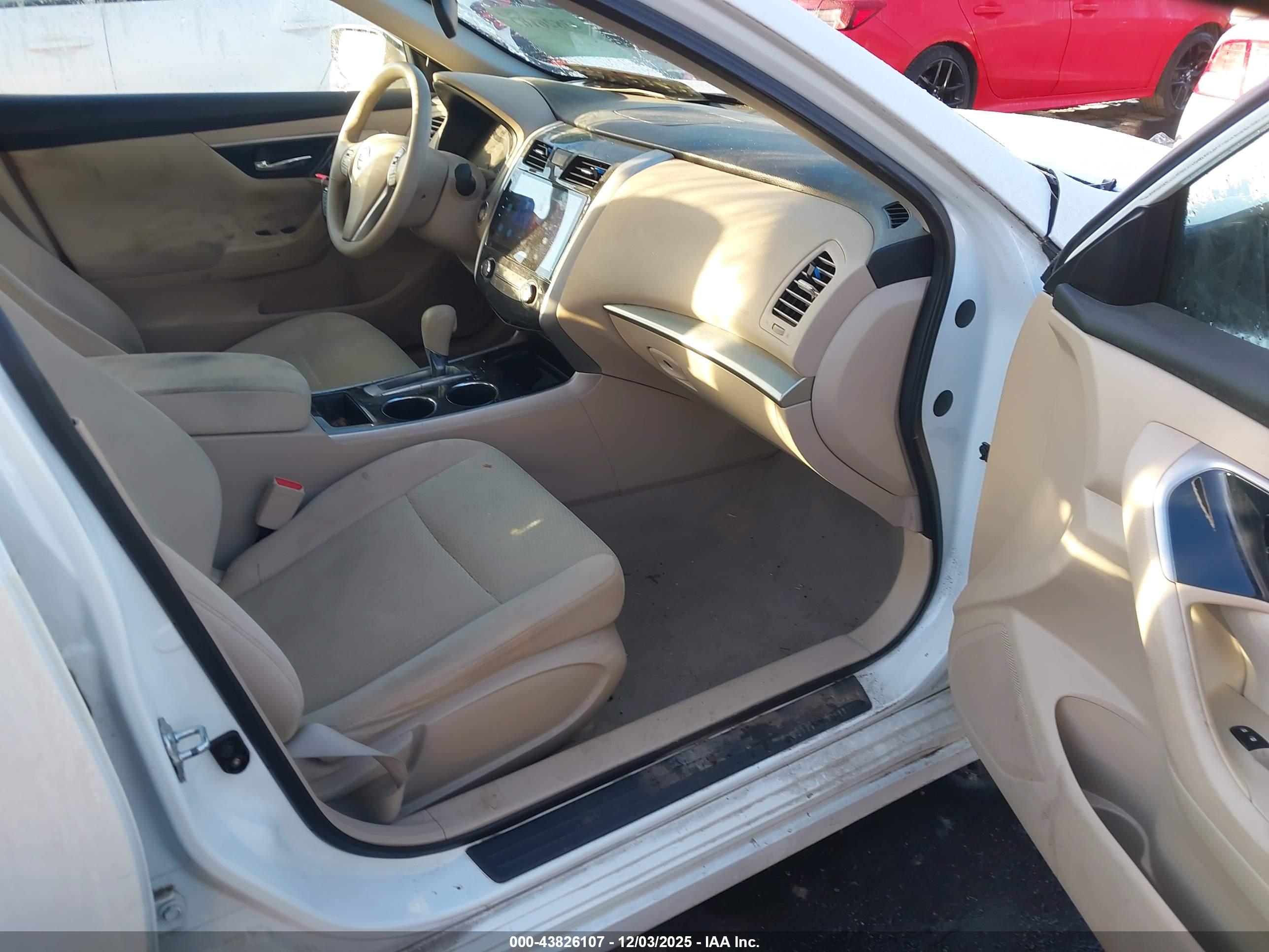 NISSAN ALTIMA image 5