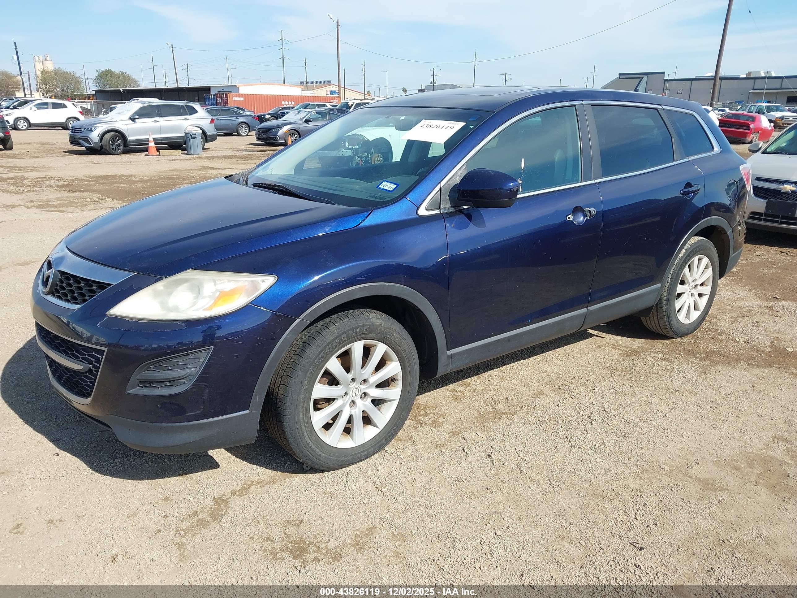 MAZDA CX-9 image 2