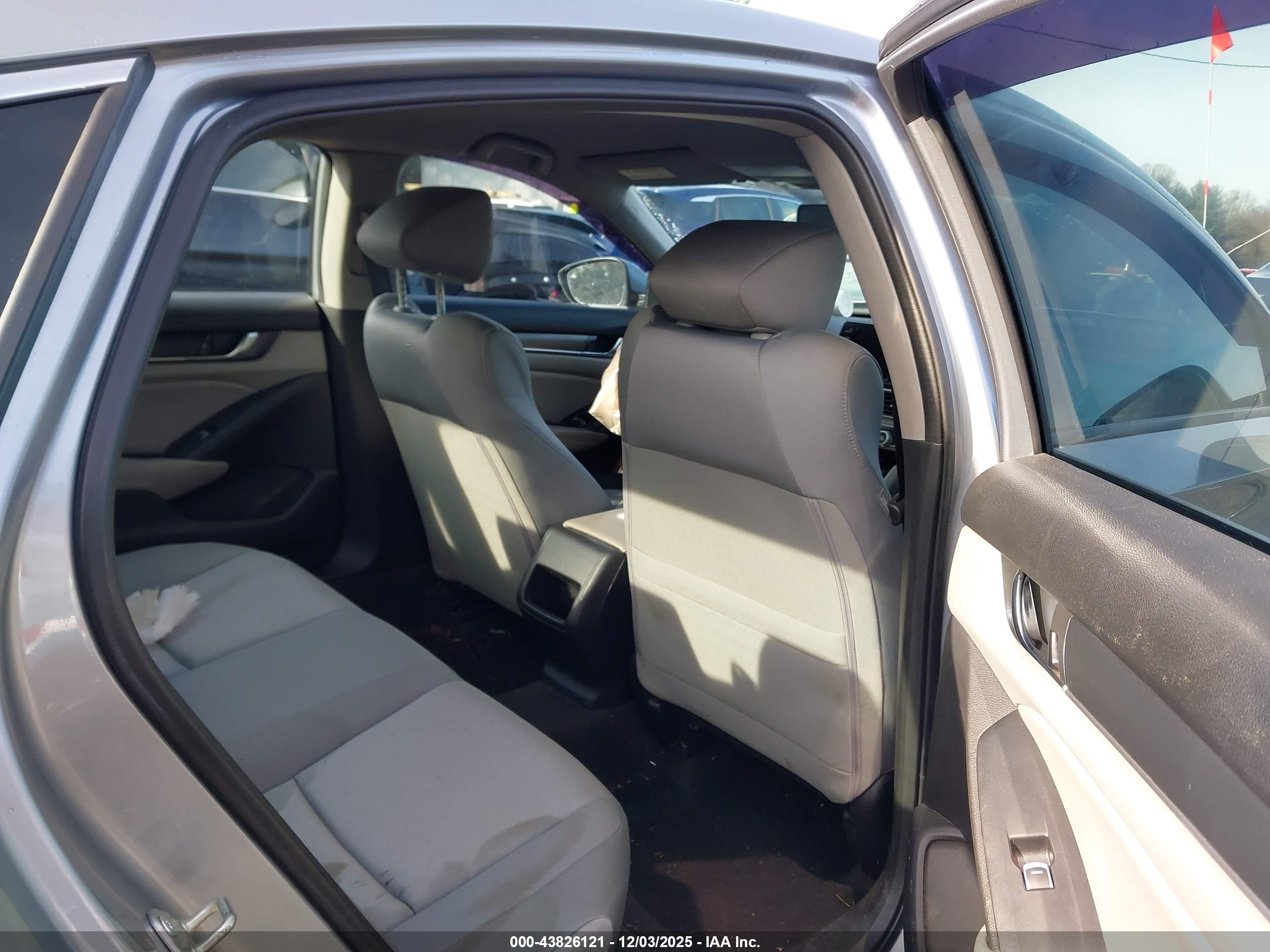 HONDA ACCORD image 8