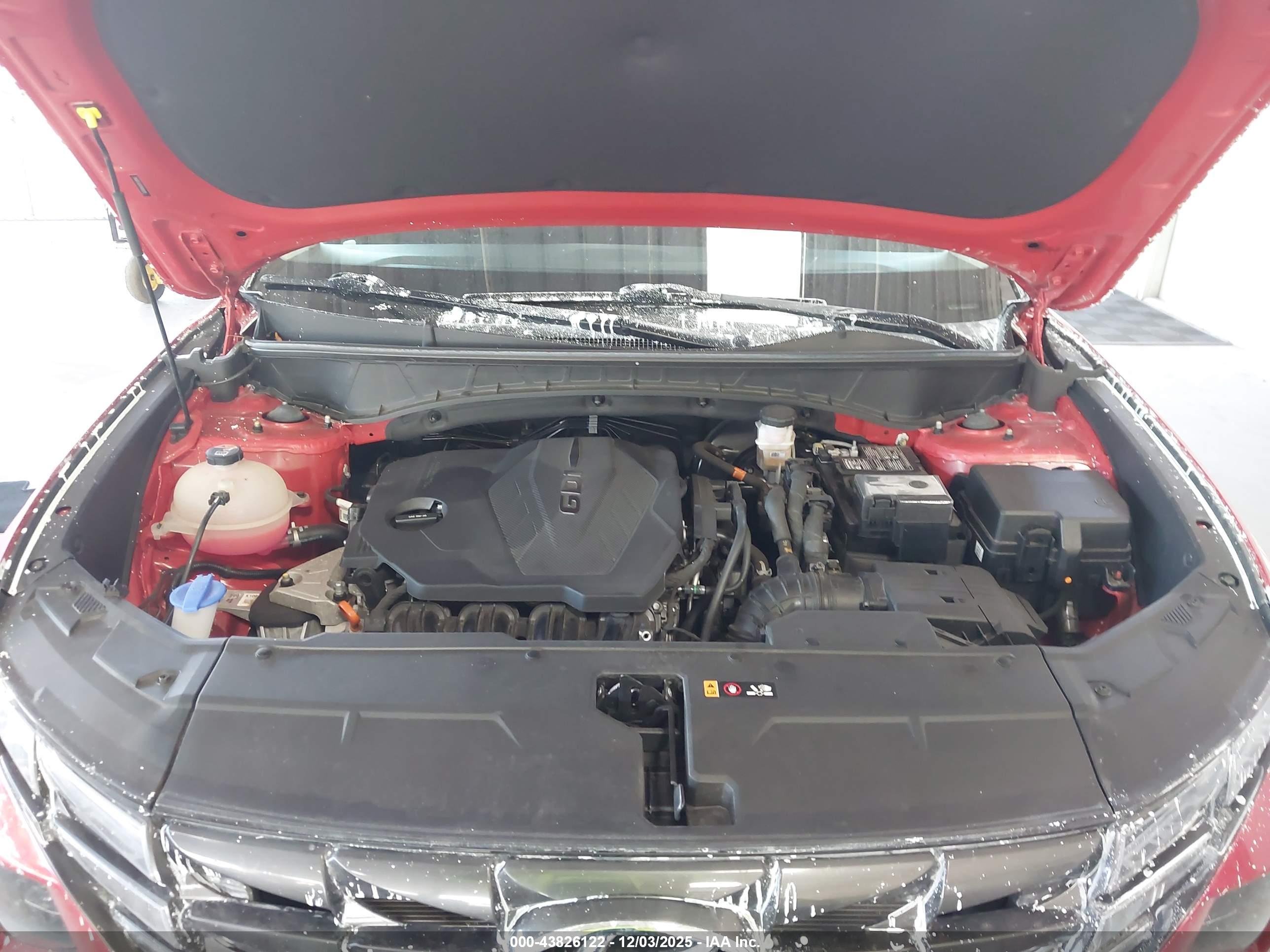 HYUNDAI TUCSON image 10