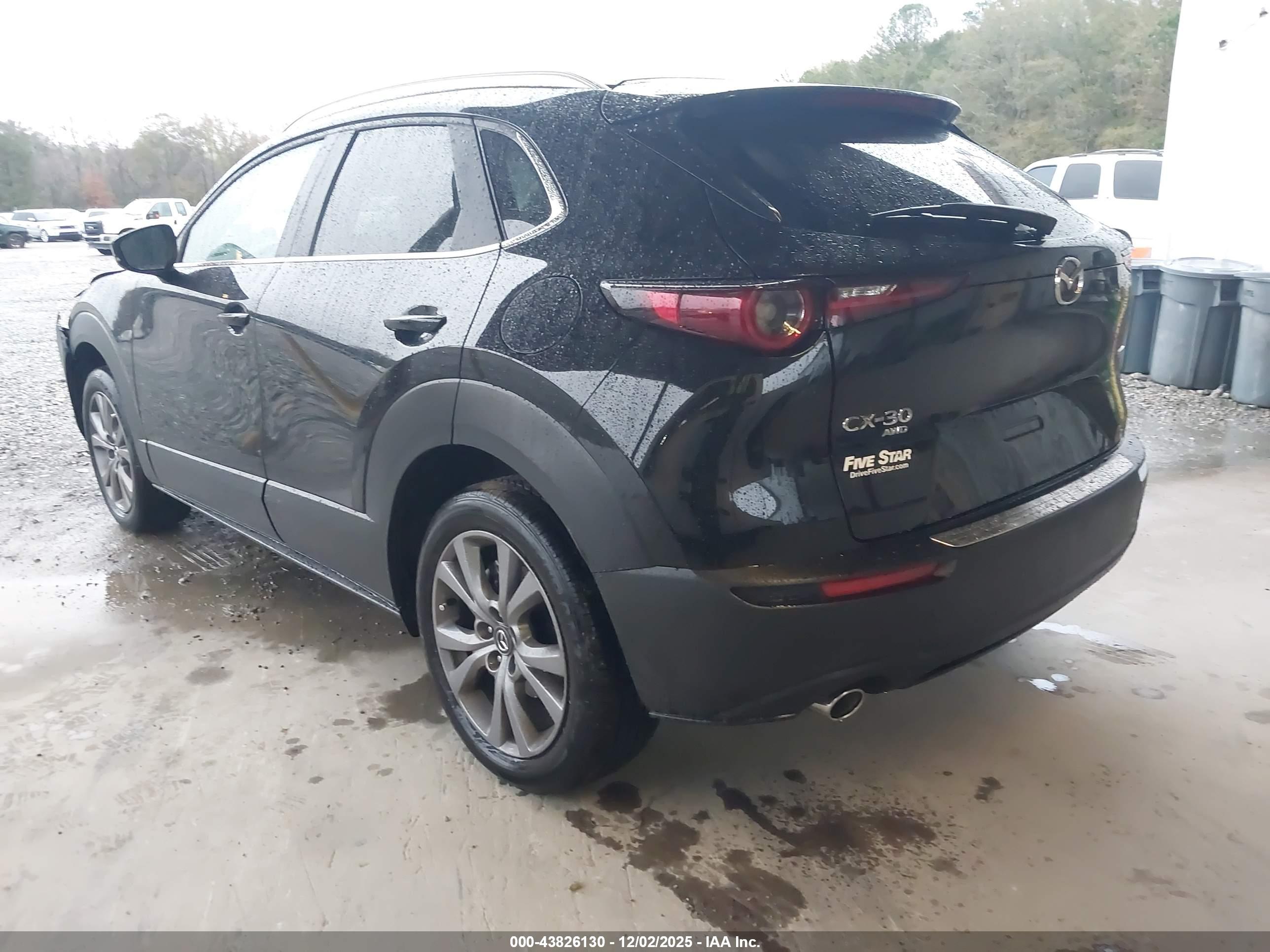 MAZDA CX-30 image 3