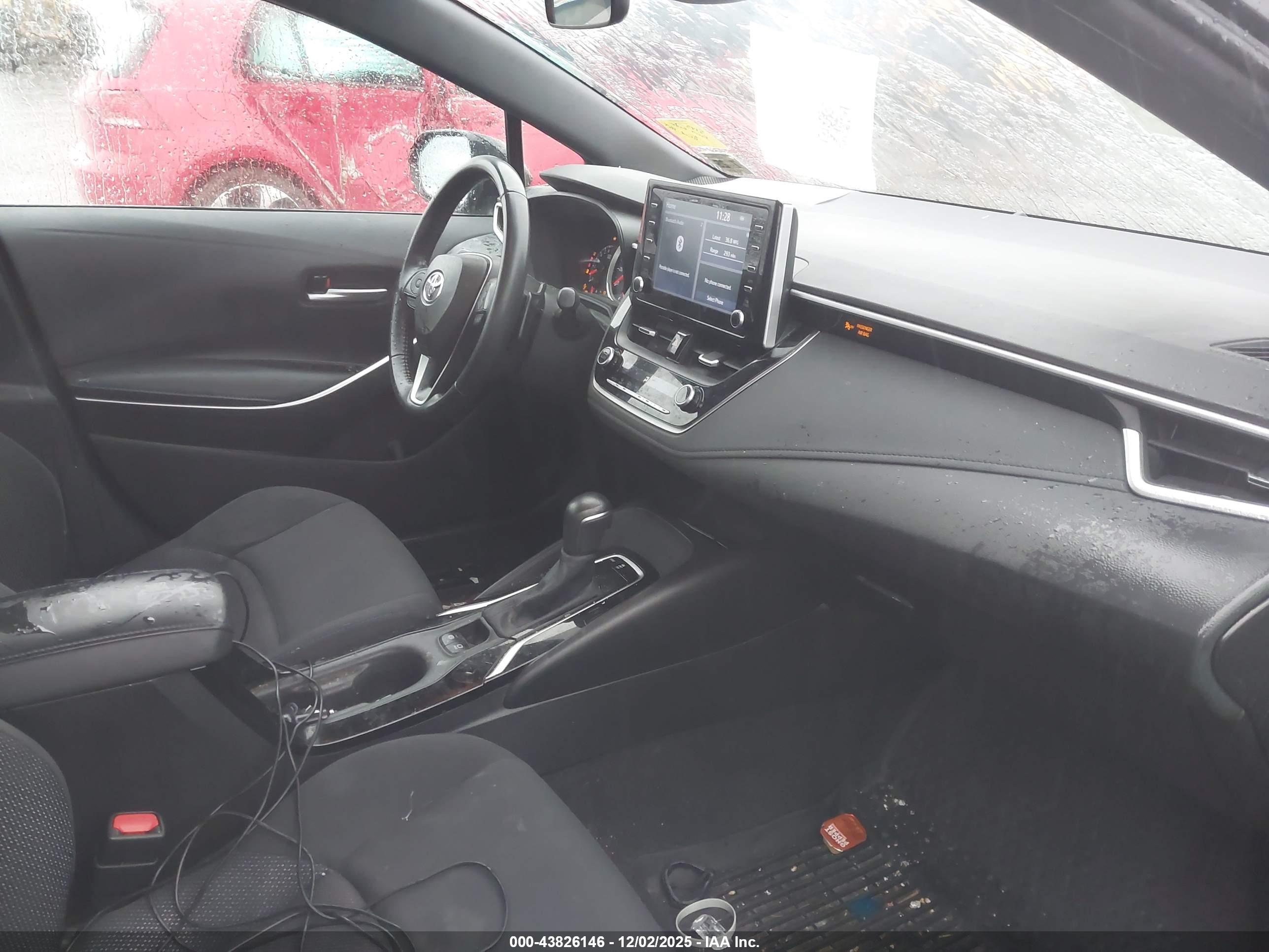 TOYOTA COROLLA image 5