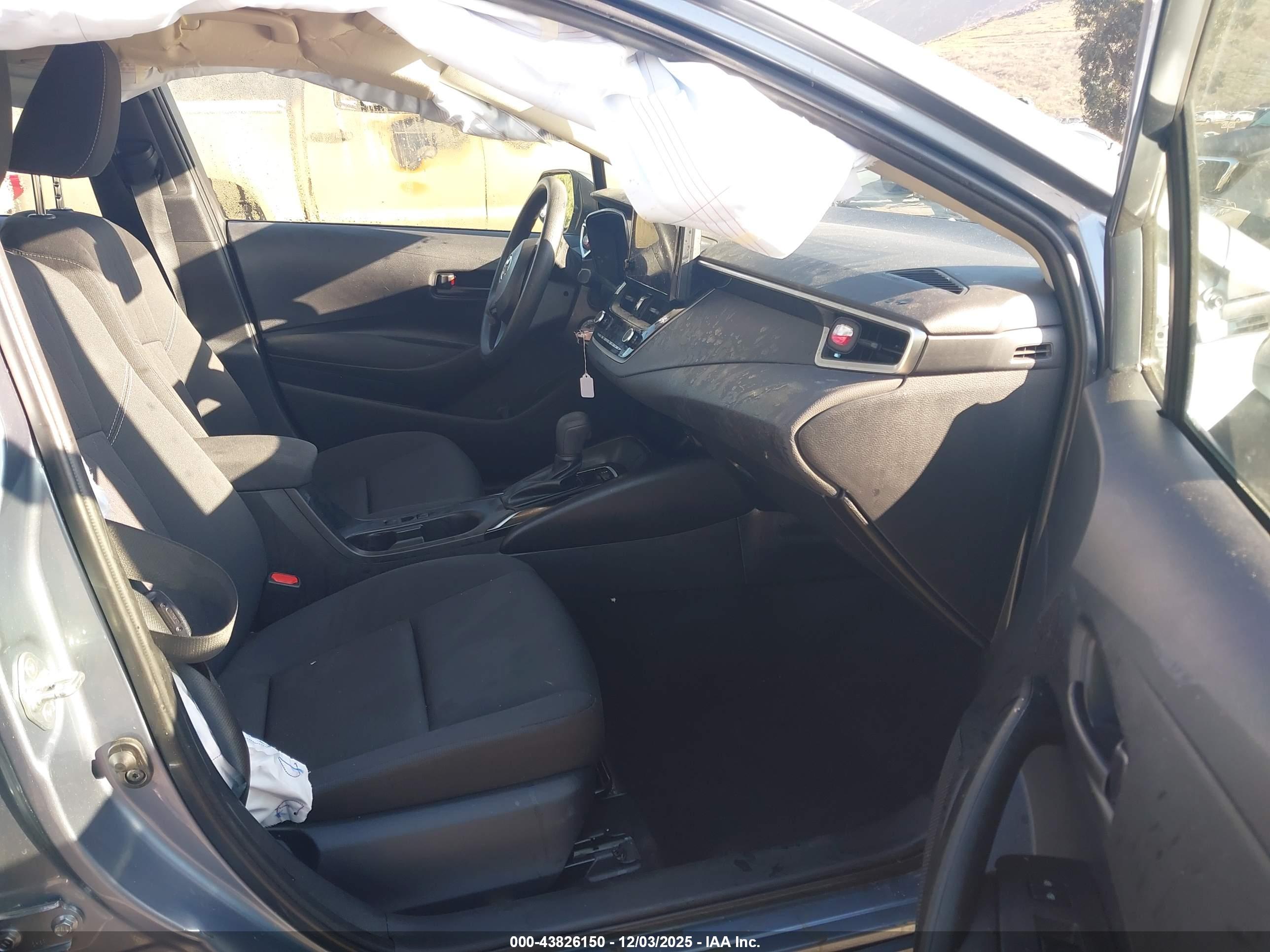 TOYOTA COROLLA image 5