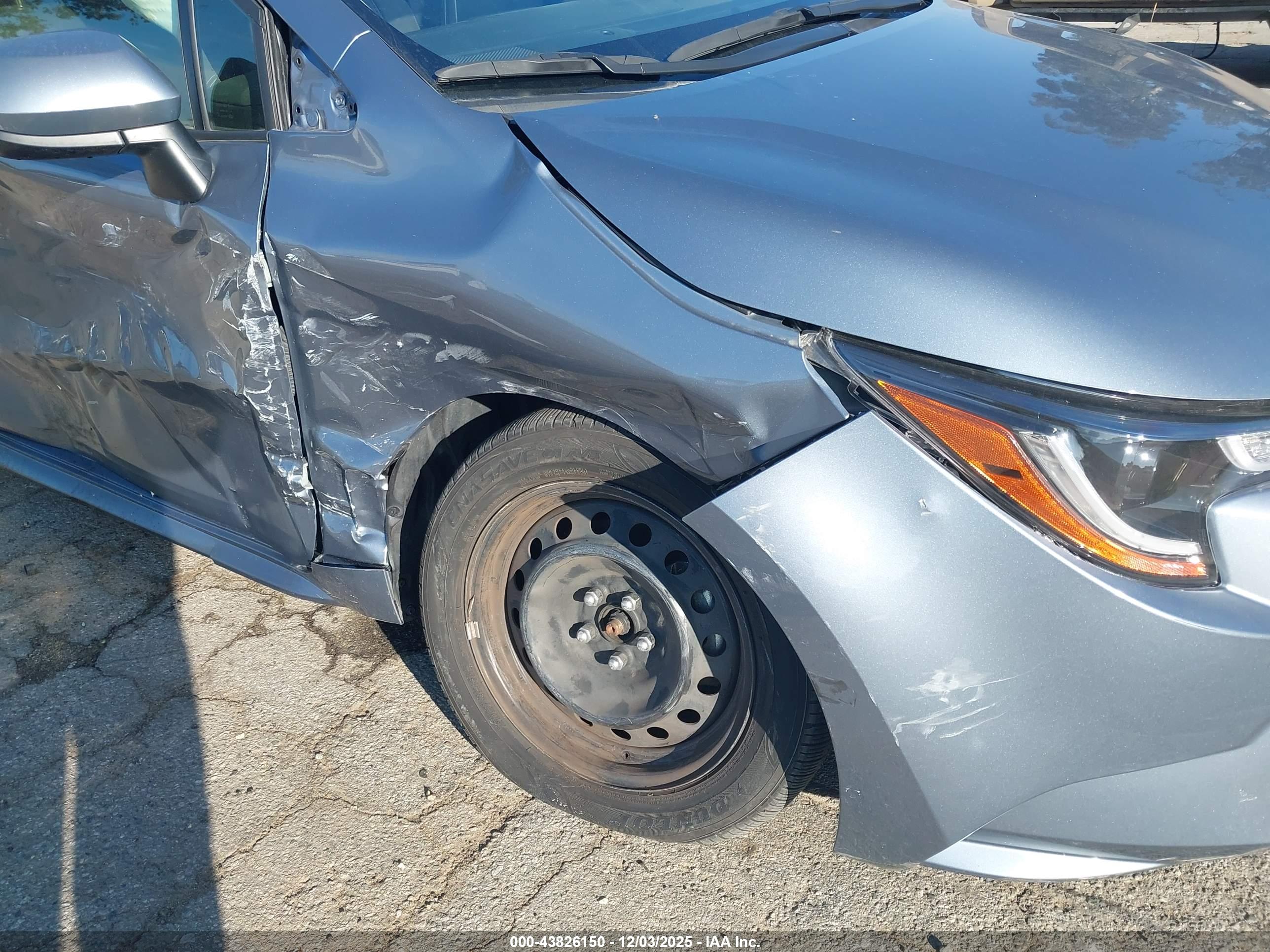 TOYOTA COROLLA image 6