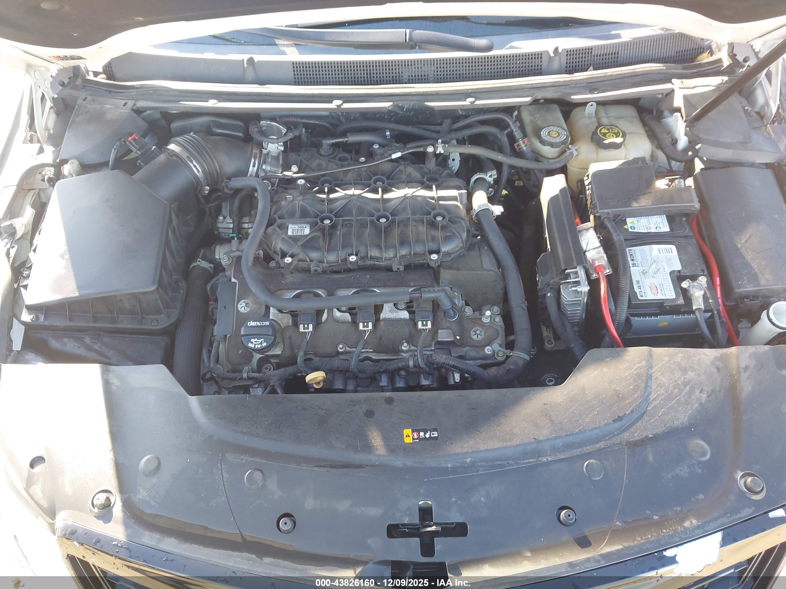 CADILLAC XTS image 10