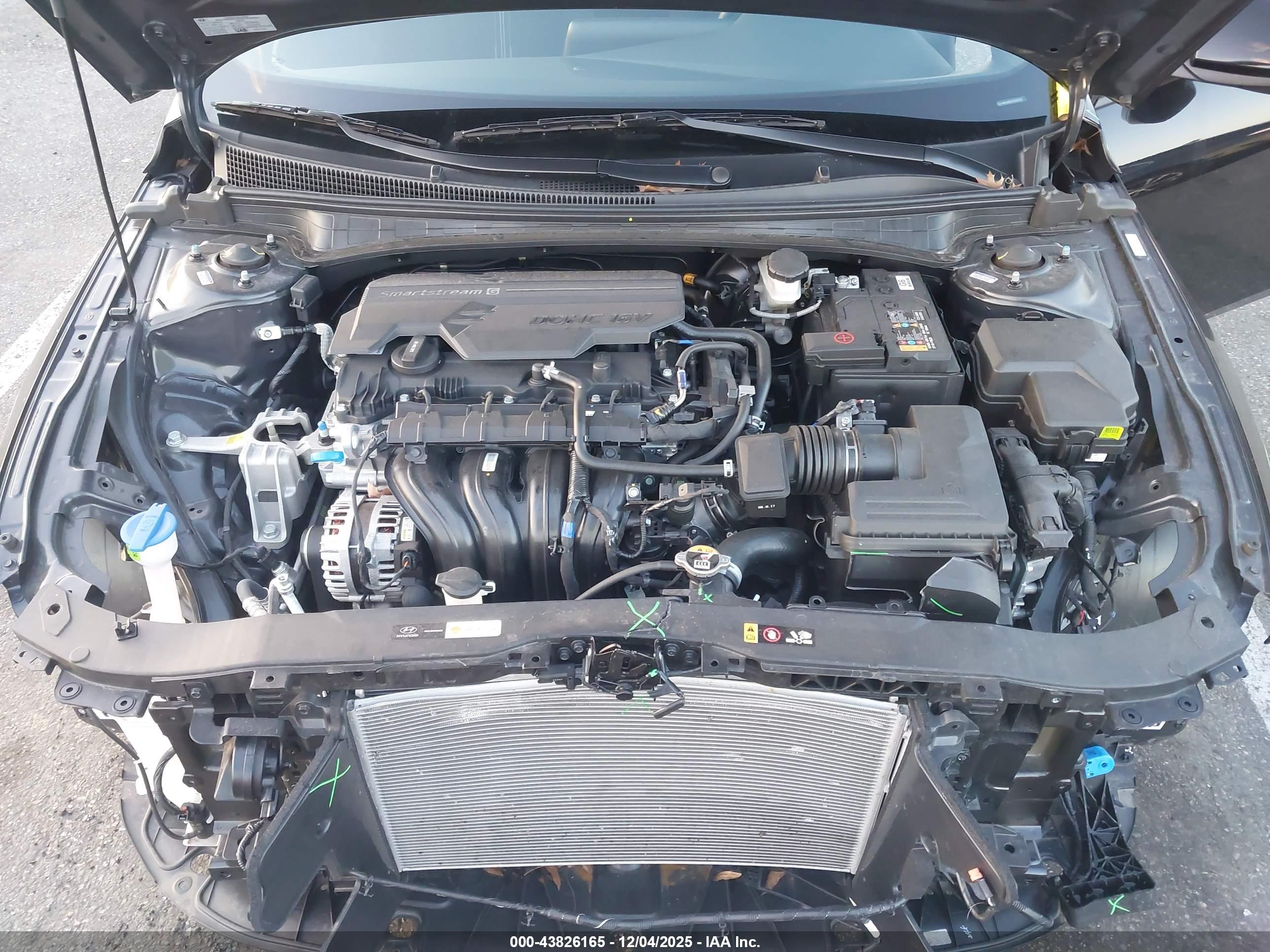 HYUNDAI ELANTRA image 10