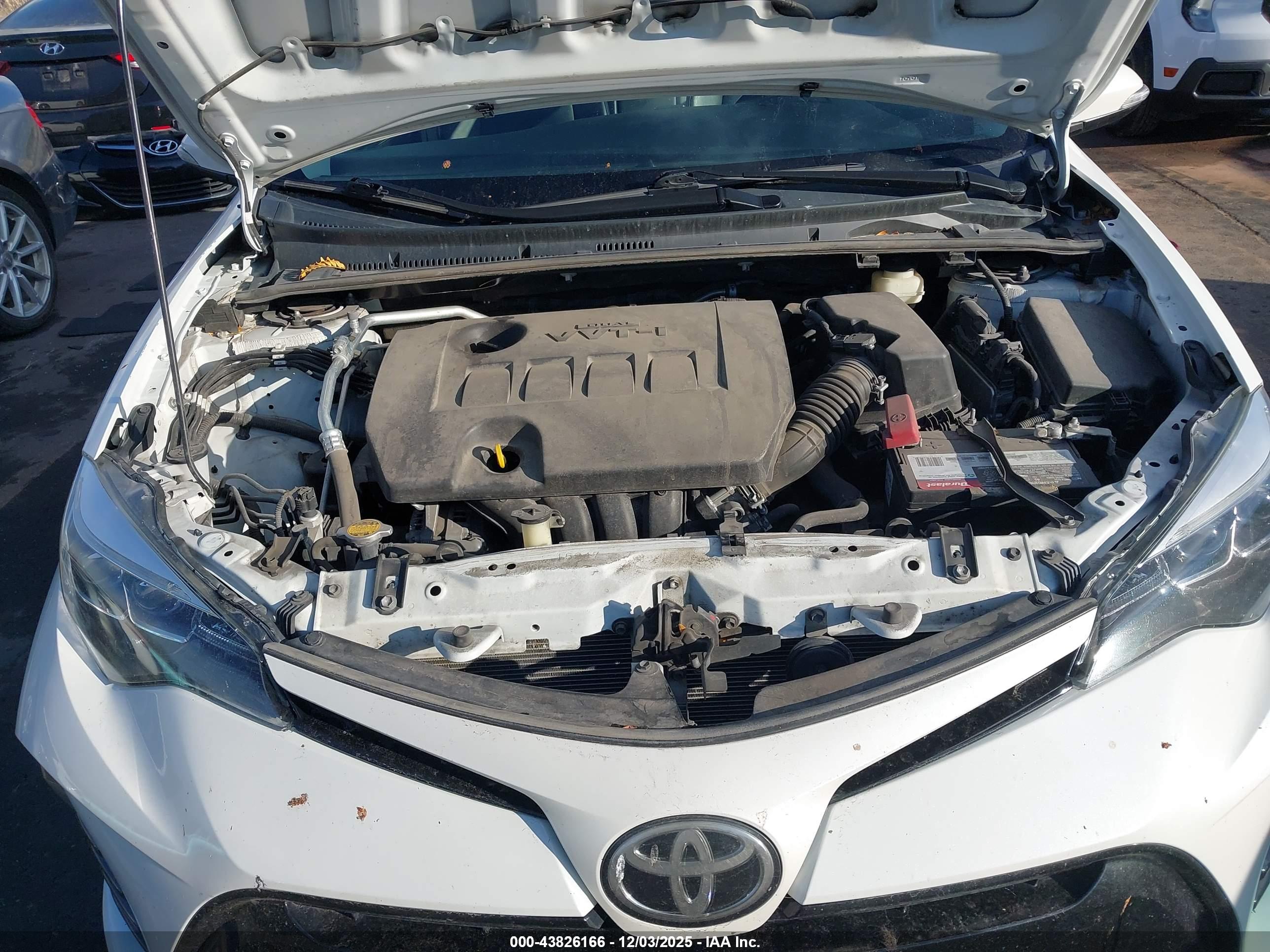 TOYOTA COROLLA image 10