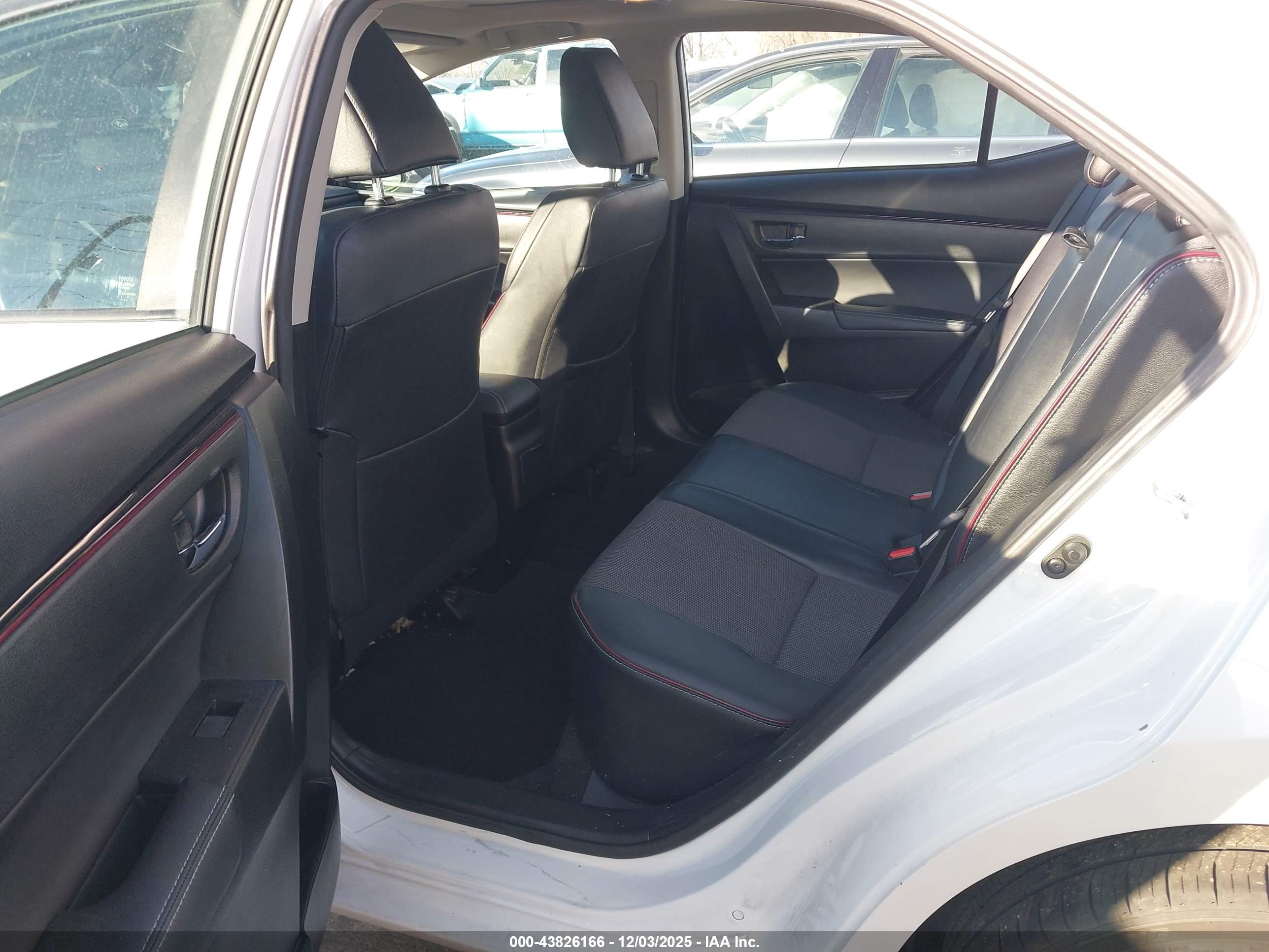 TOYOTA COROLLA image 8