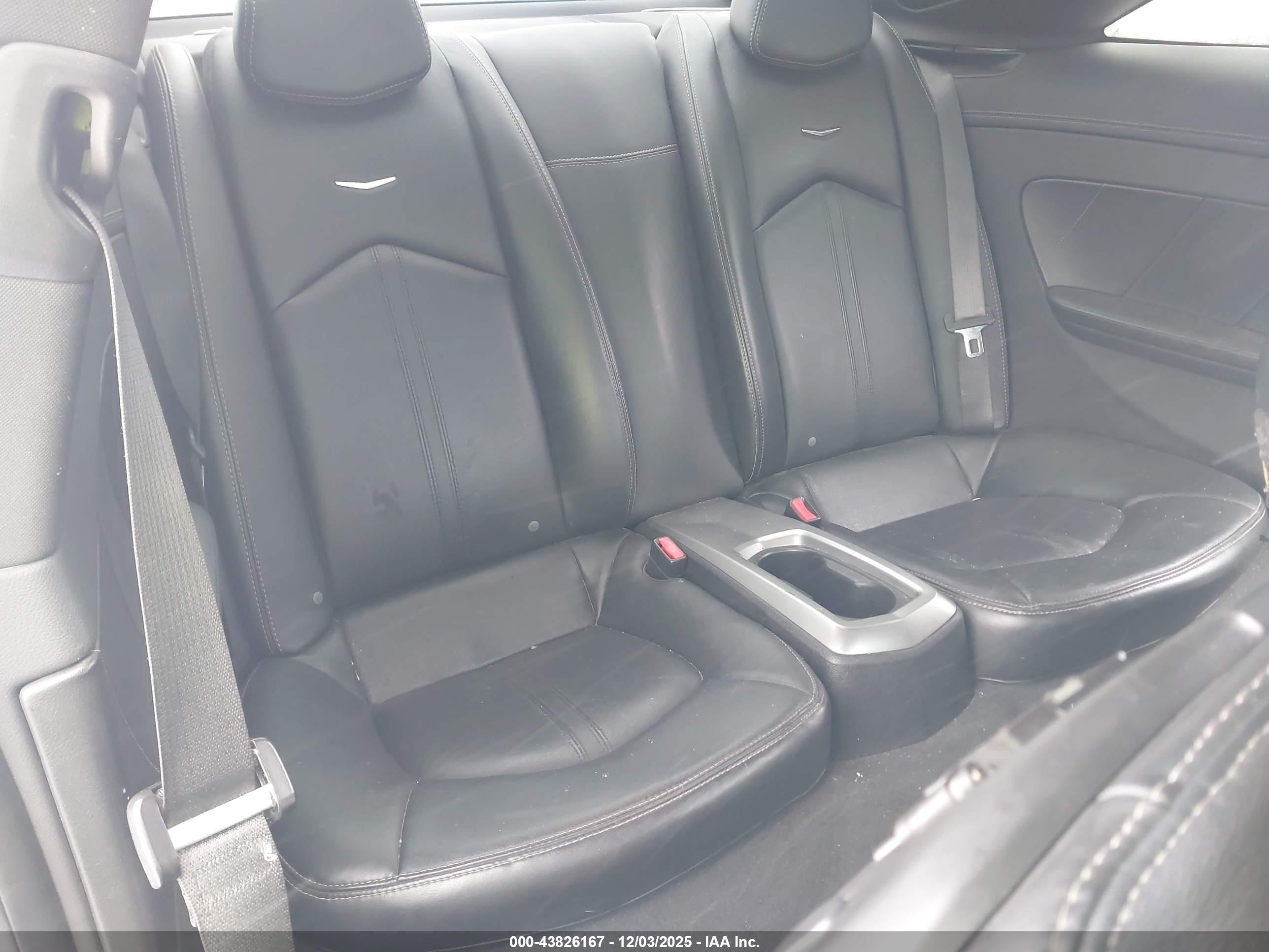 CADILLAC CTS image 8
