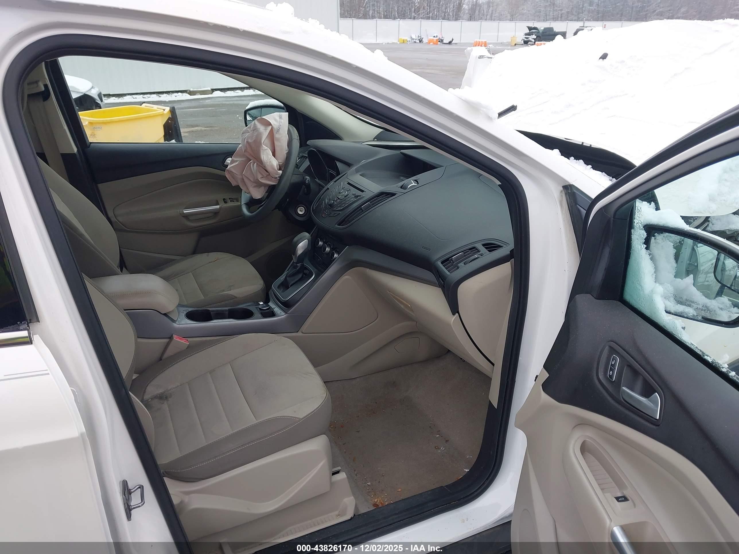FORD ESCAPE image 5