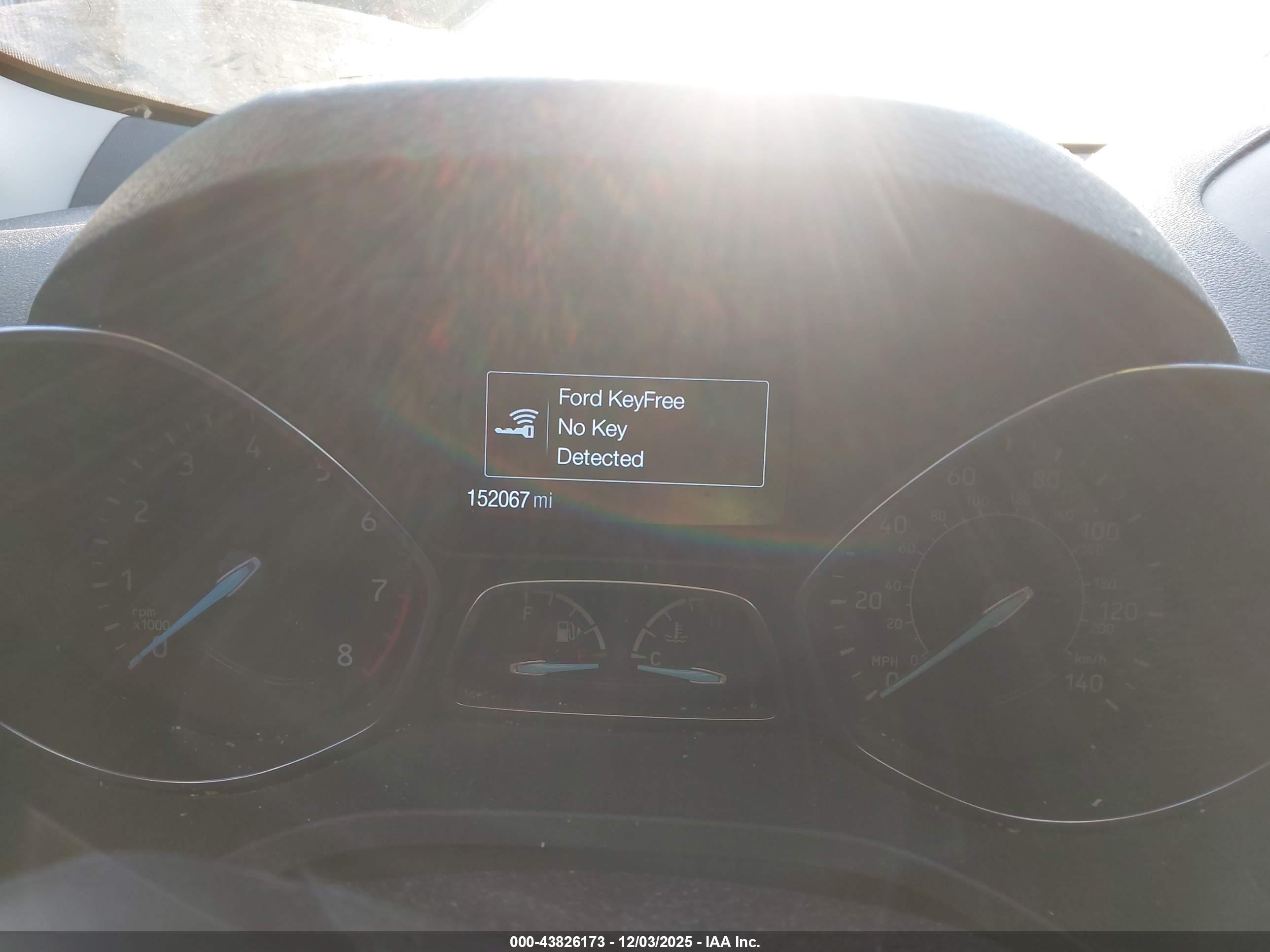 FORD ESCAPE image 7
