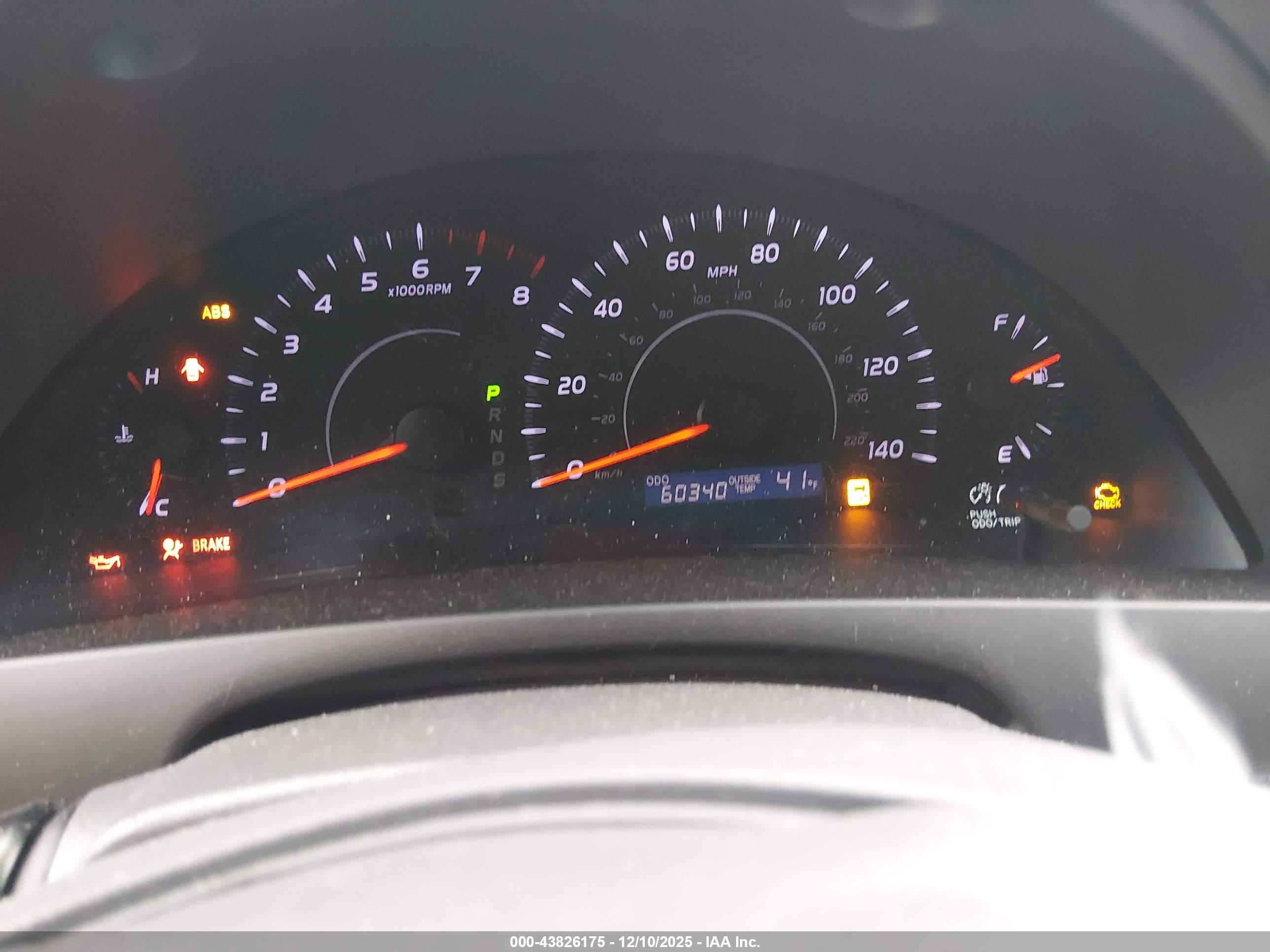 TOYOTA CAMRY image 7