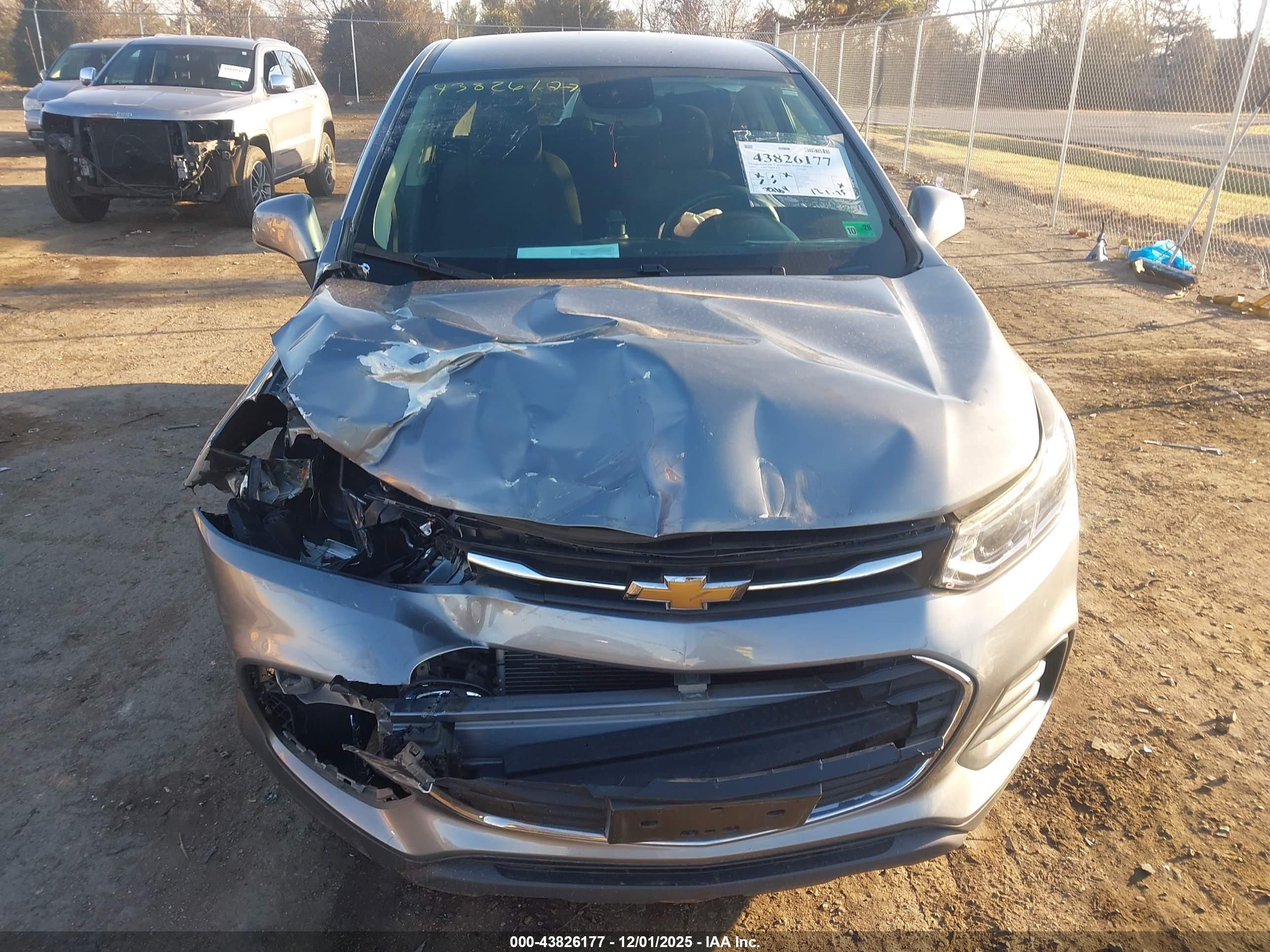 CHEVROLET TRAX image 6