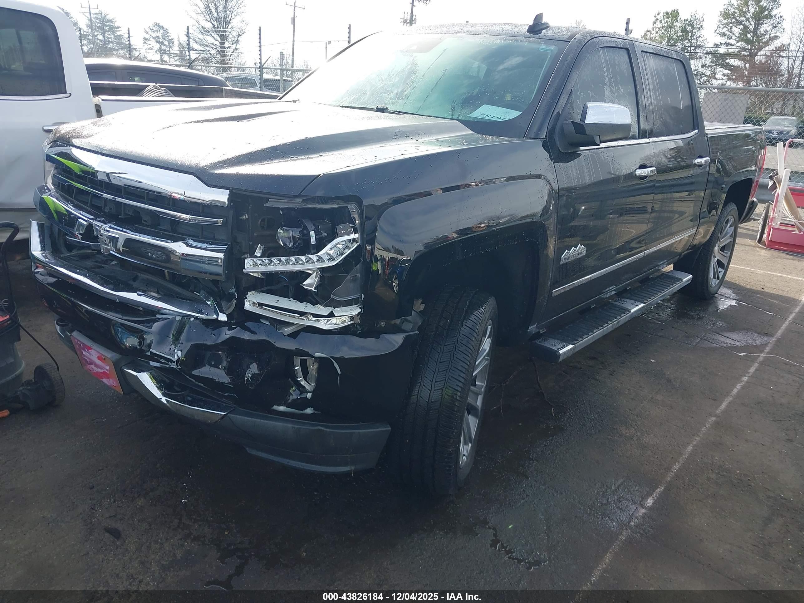 CHEVROLET SILVERADO image 6