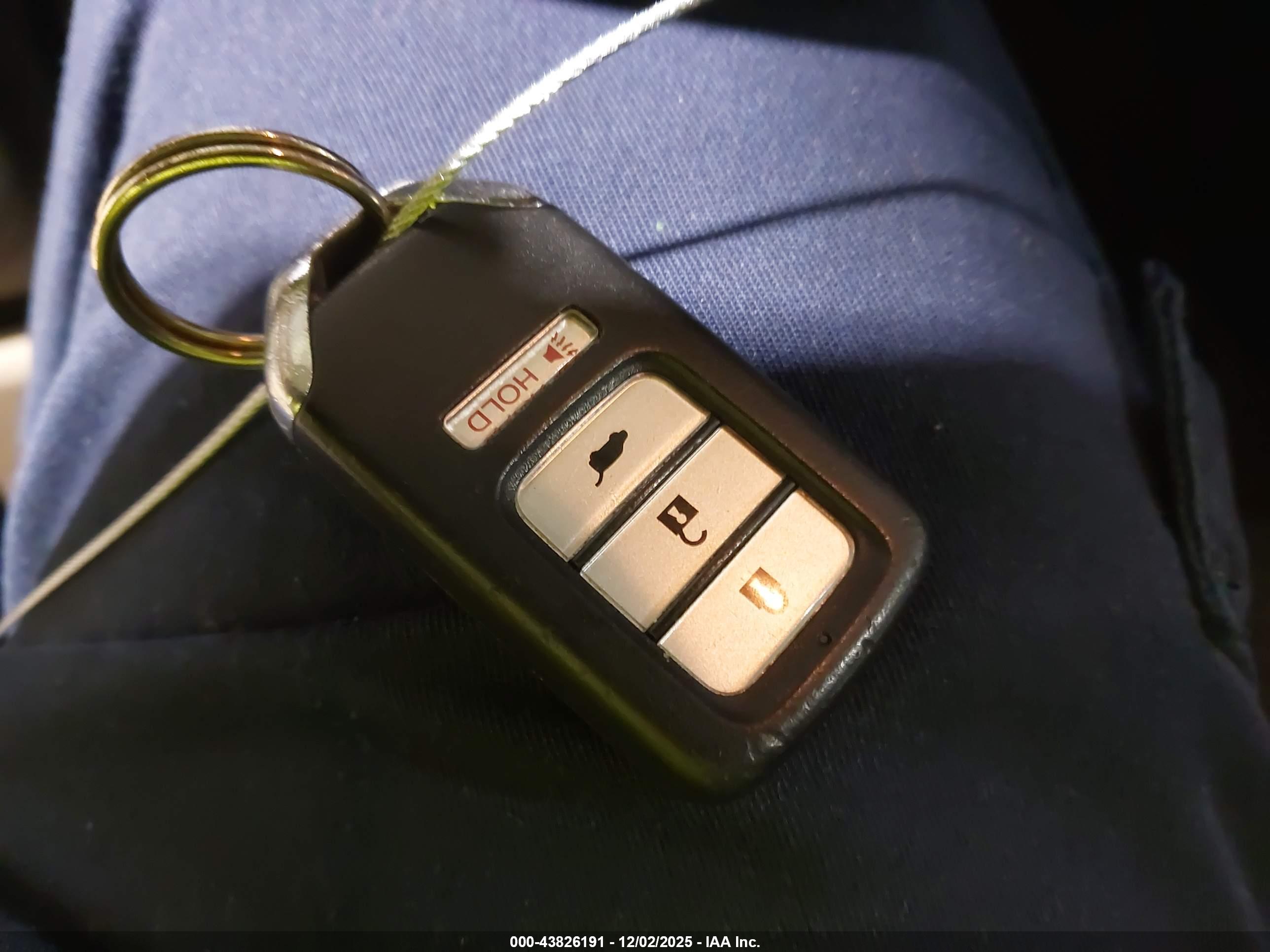 HONDA CR-V image 11