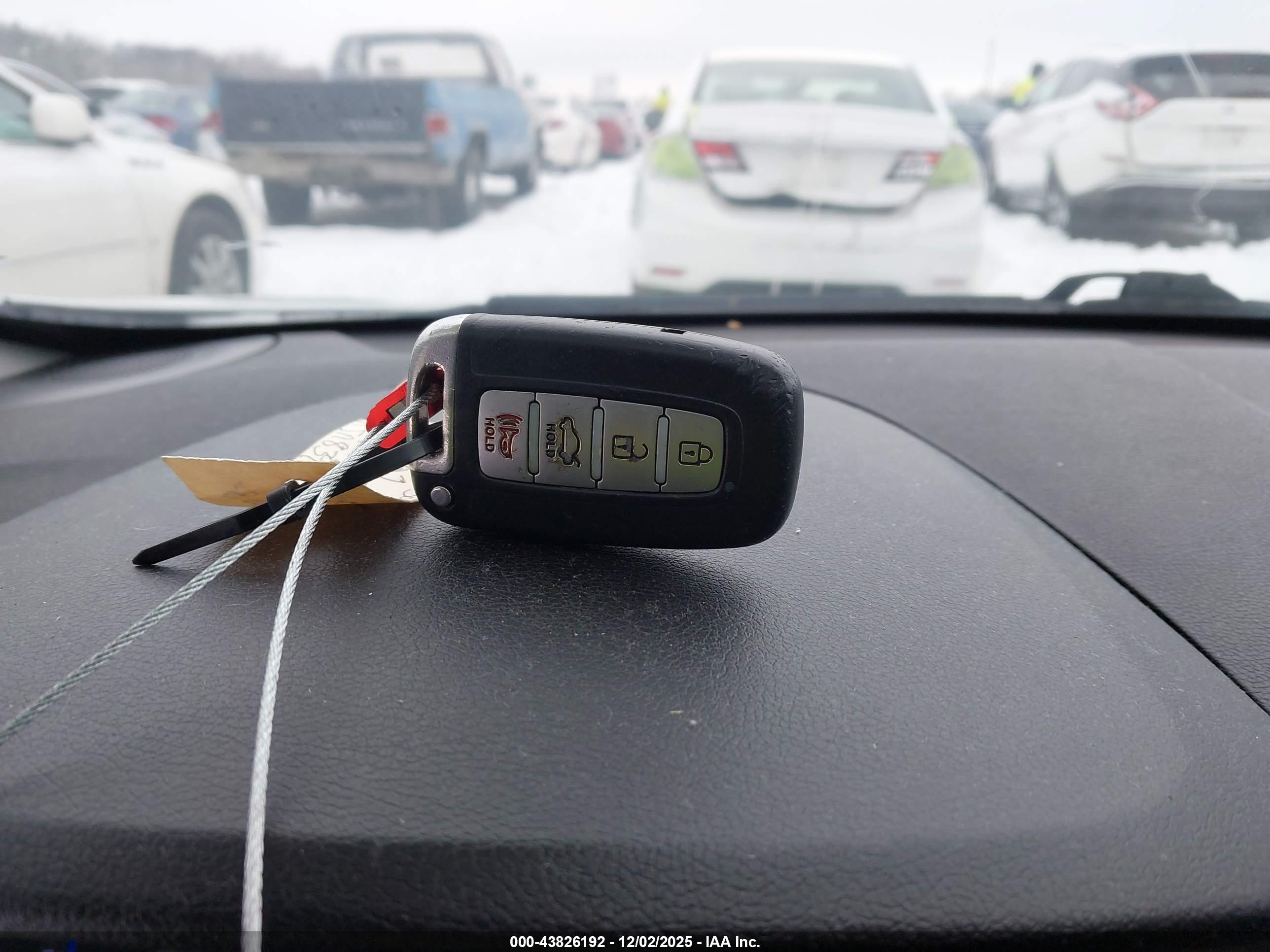 HYUNDAI SONATA image 11