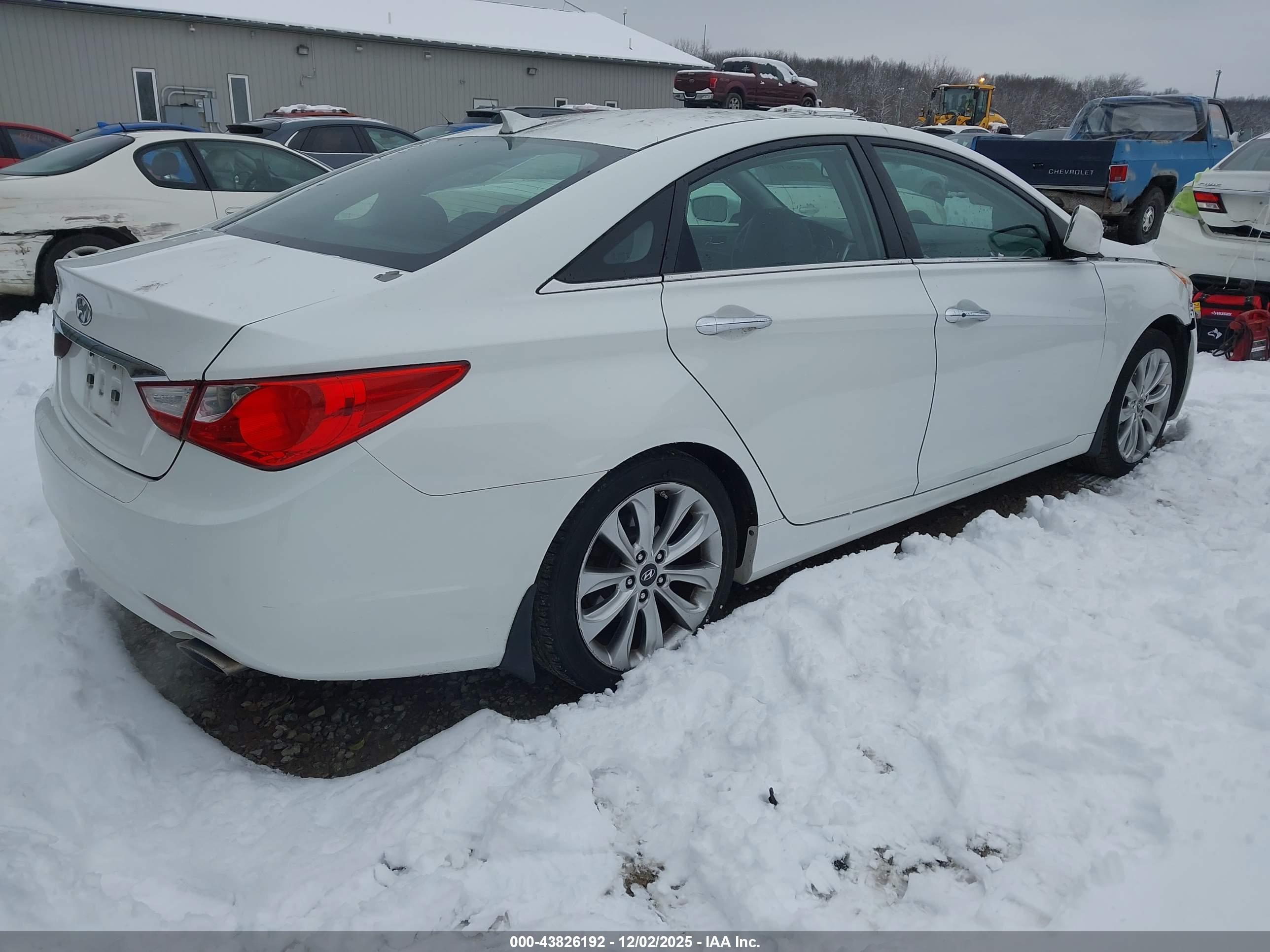 HYUNDAI SONATA image 4