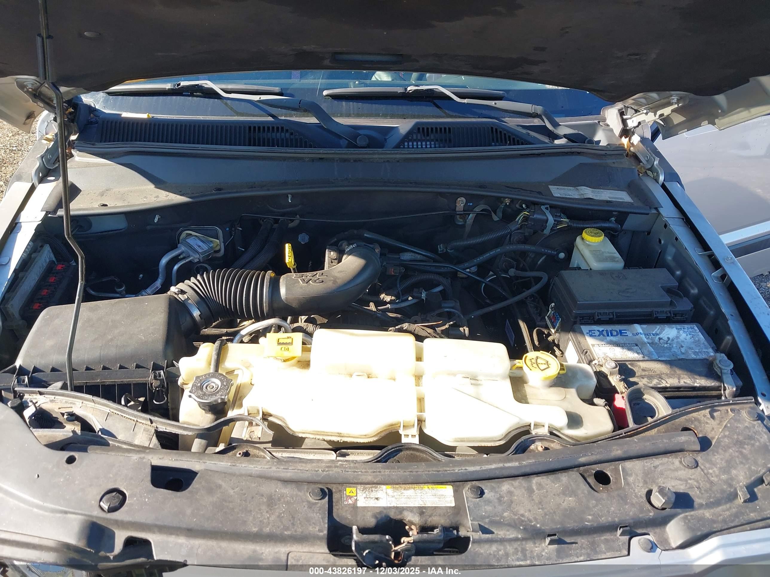 JEEP LIBERTY image 10