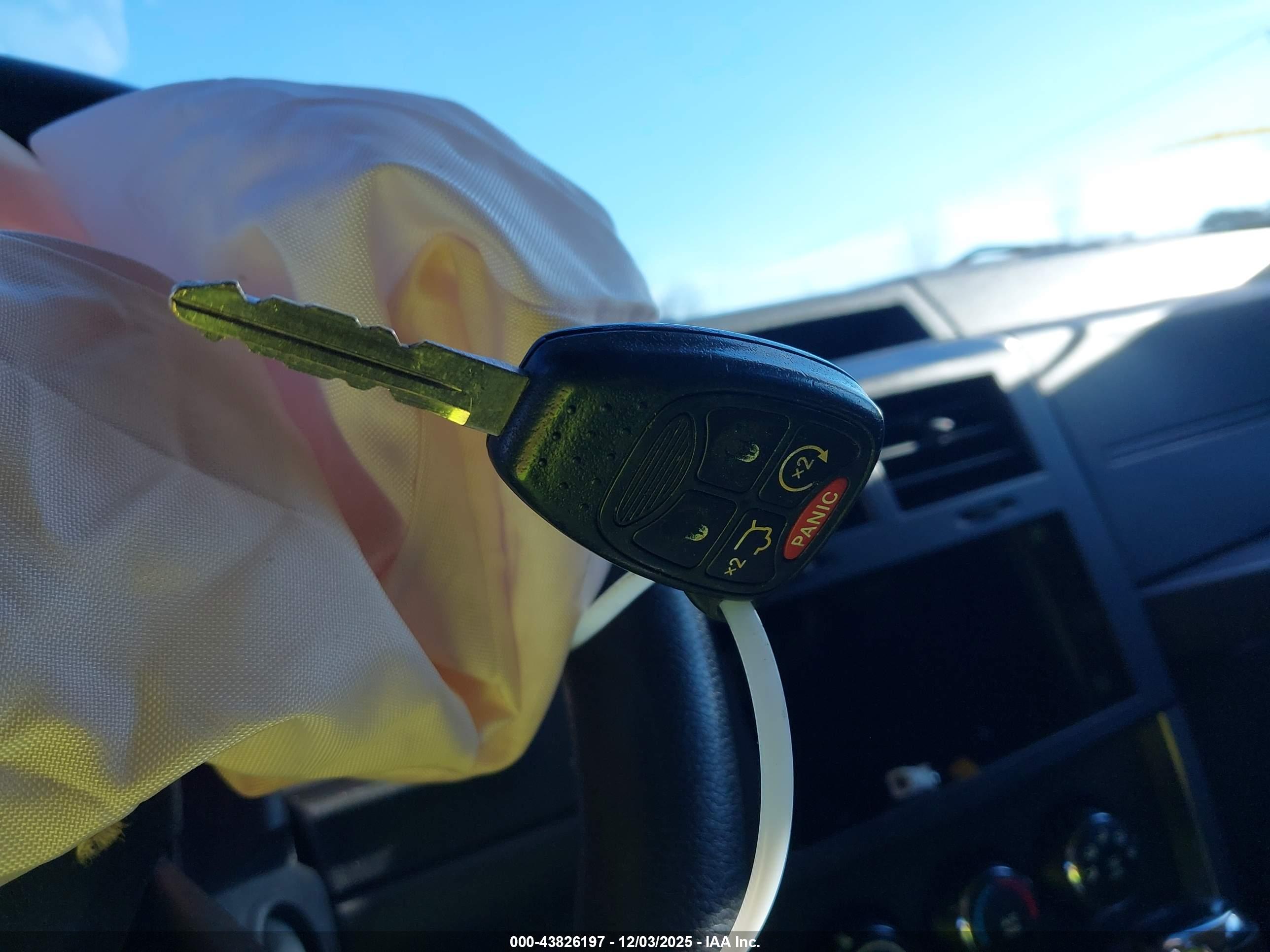 JEEP LIBERTY image 11