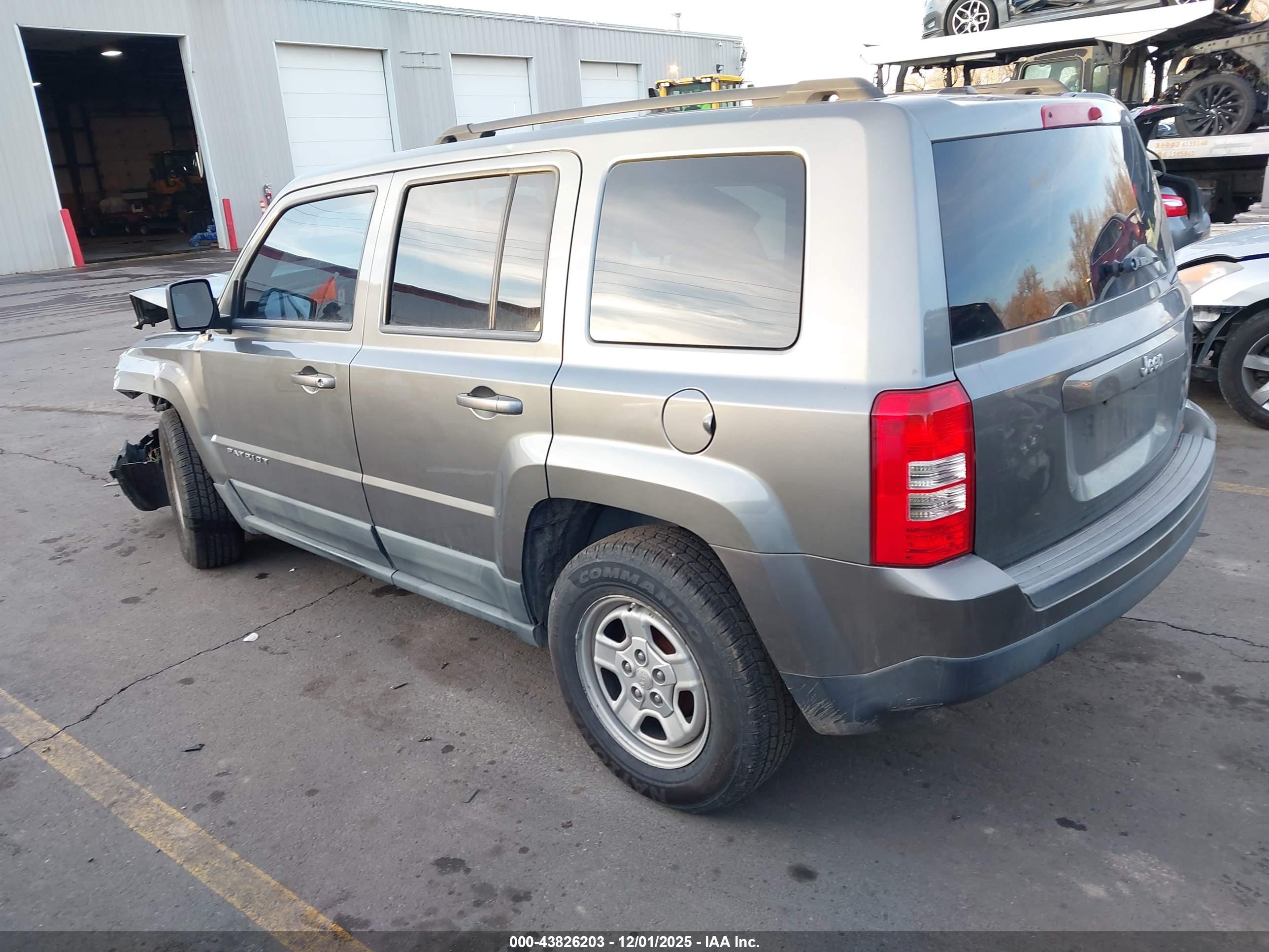 JEEP PATRIOT image 3