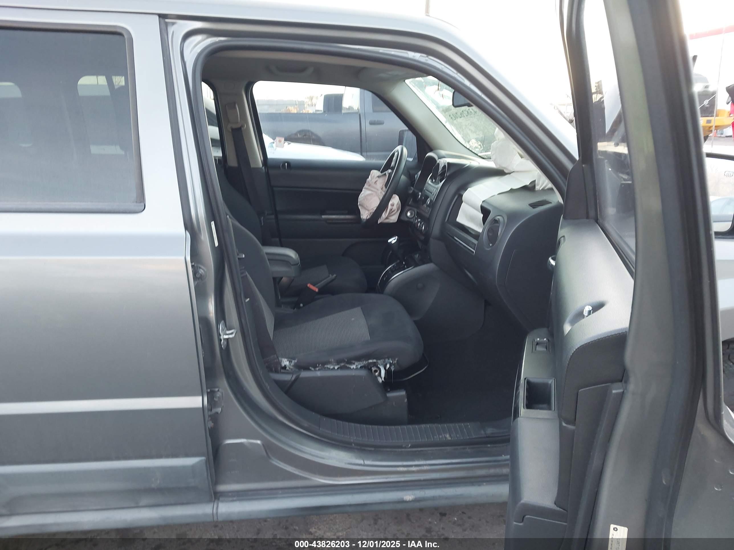 JEEP PATRIOT image 5
