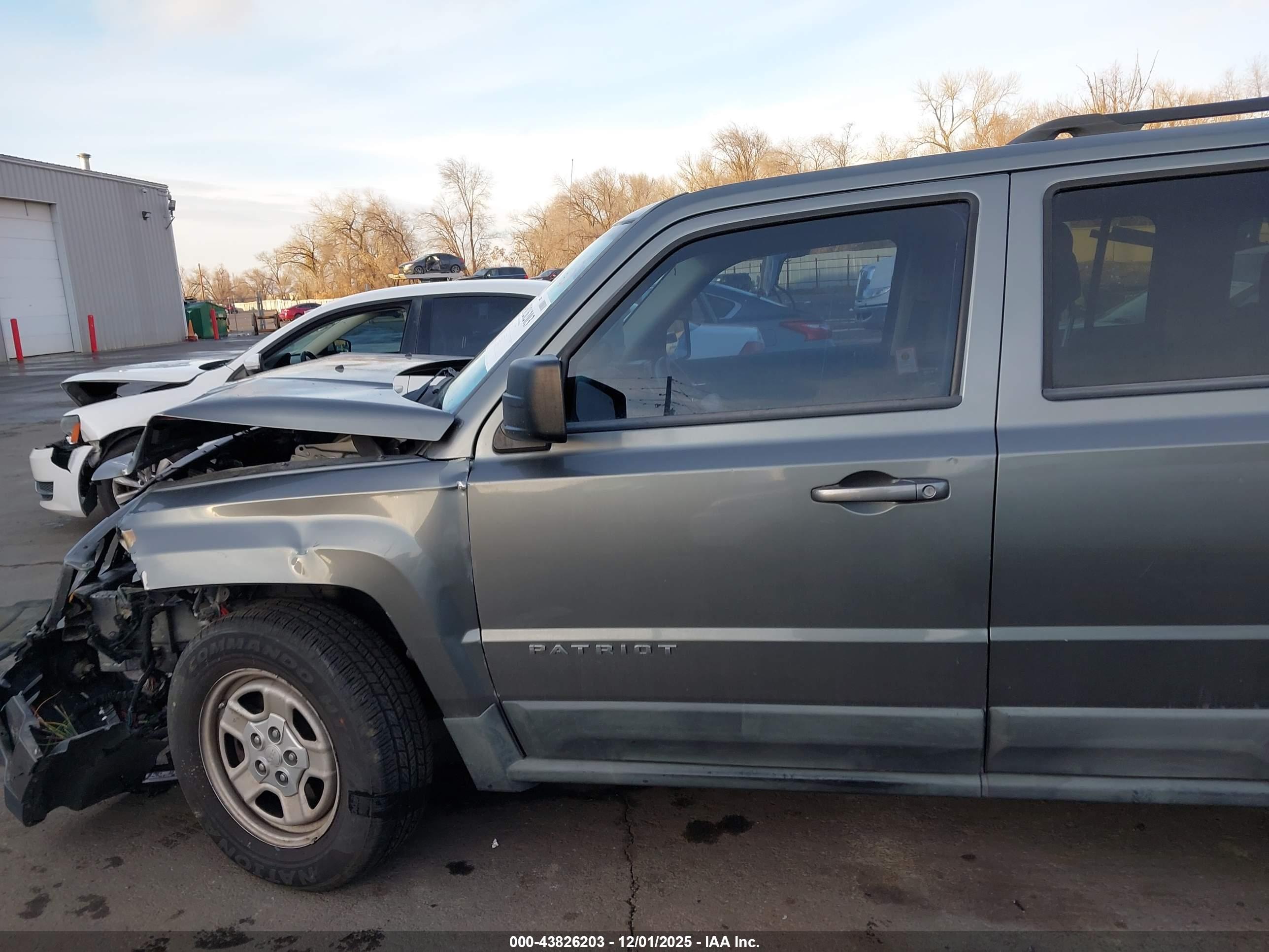 JEEP PATRIOT image 6