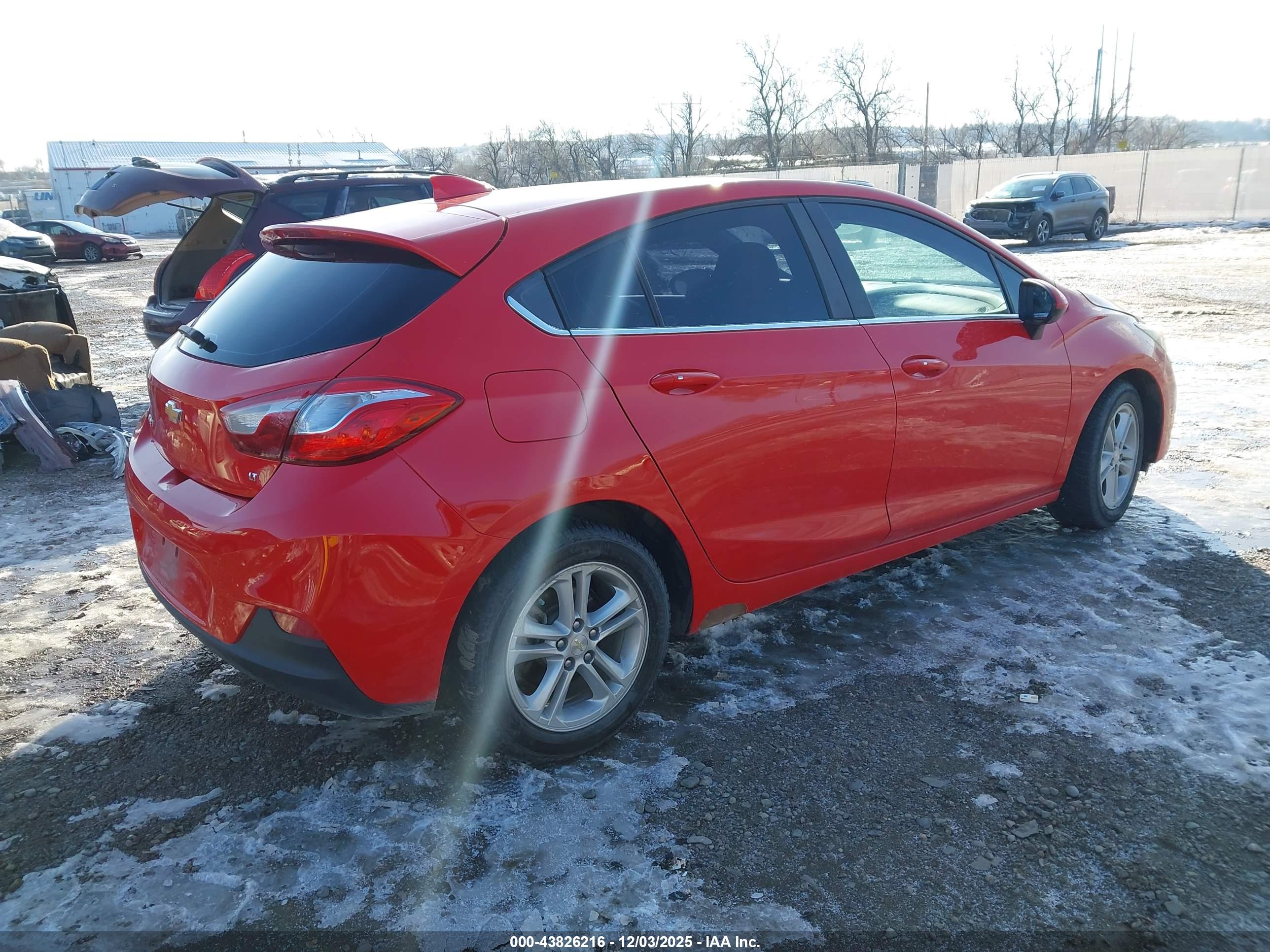 CHEVROLET CRUZE image 4