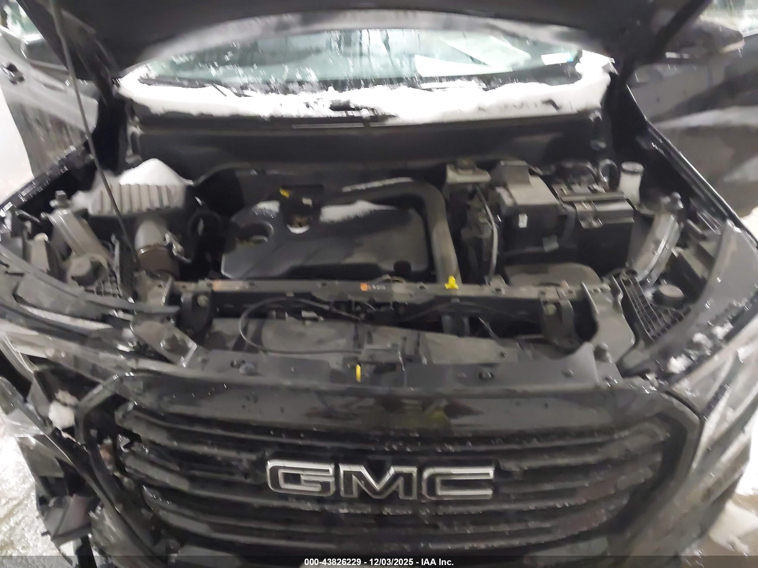 GMC TERRAIN image 10