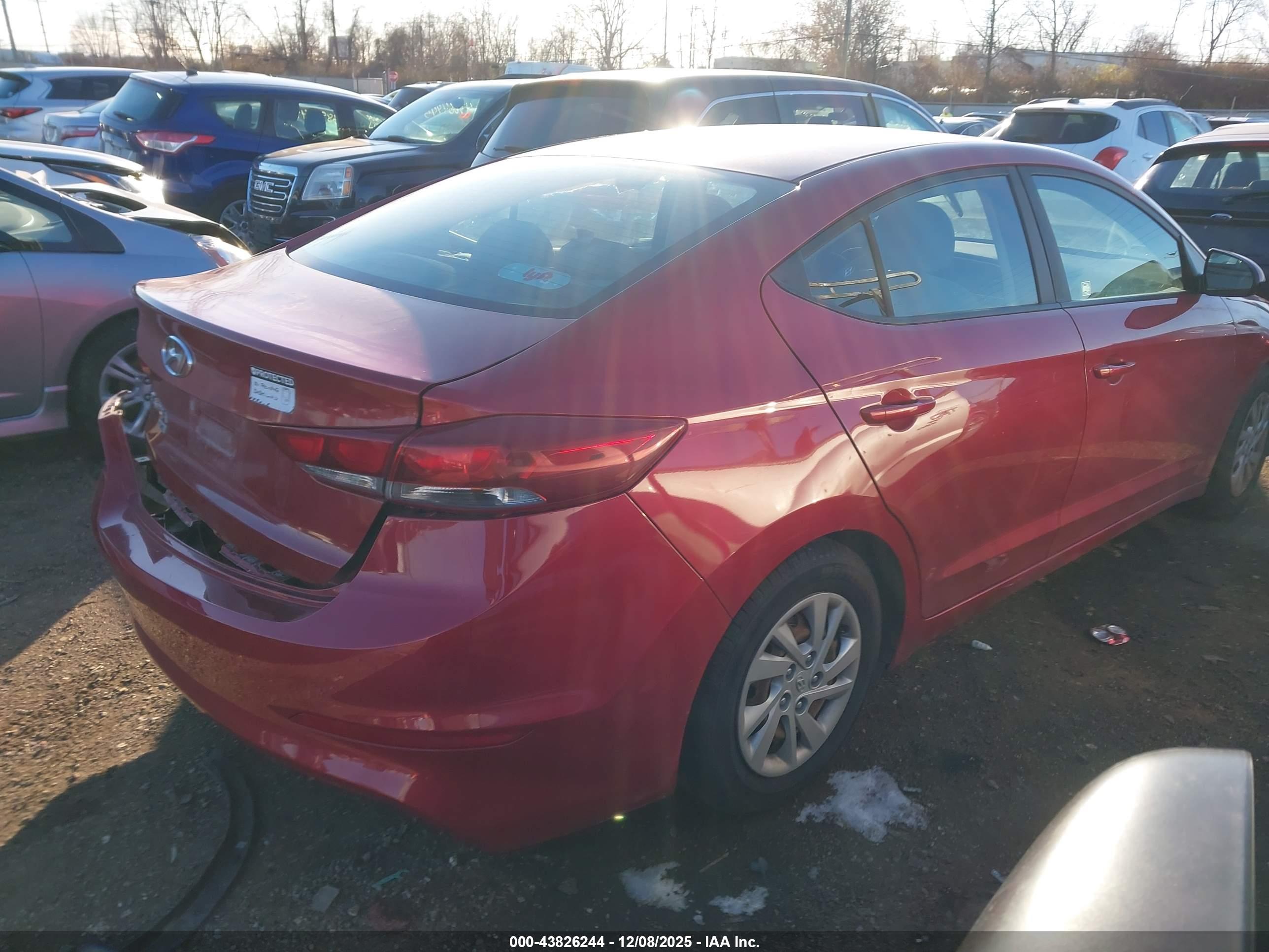 HYUNDAI ELANTRA image 4