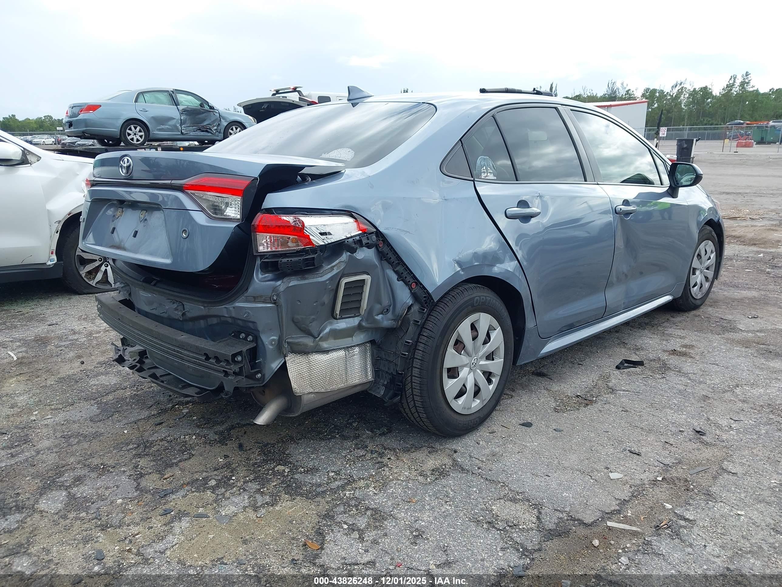 TOYOTA COROLLA image 4