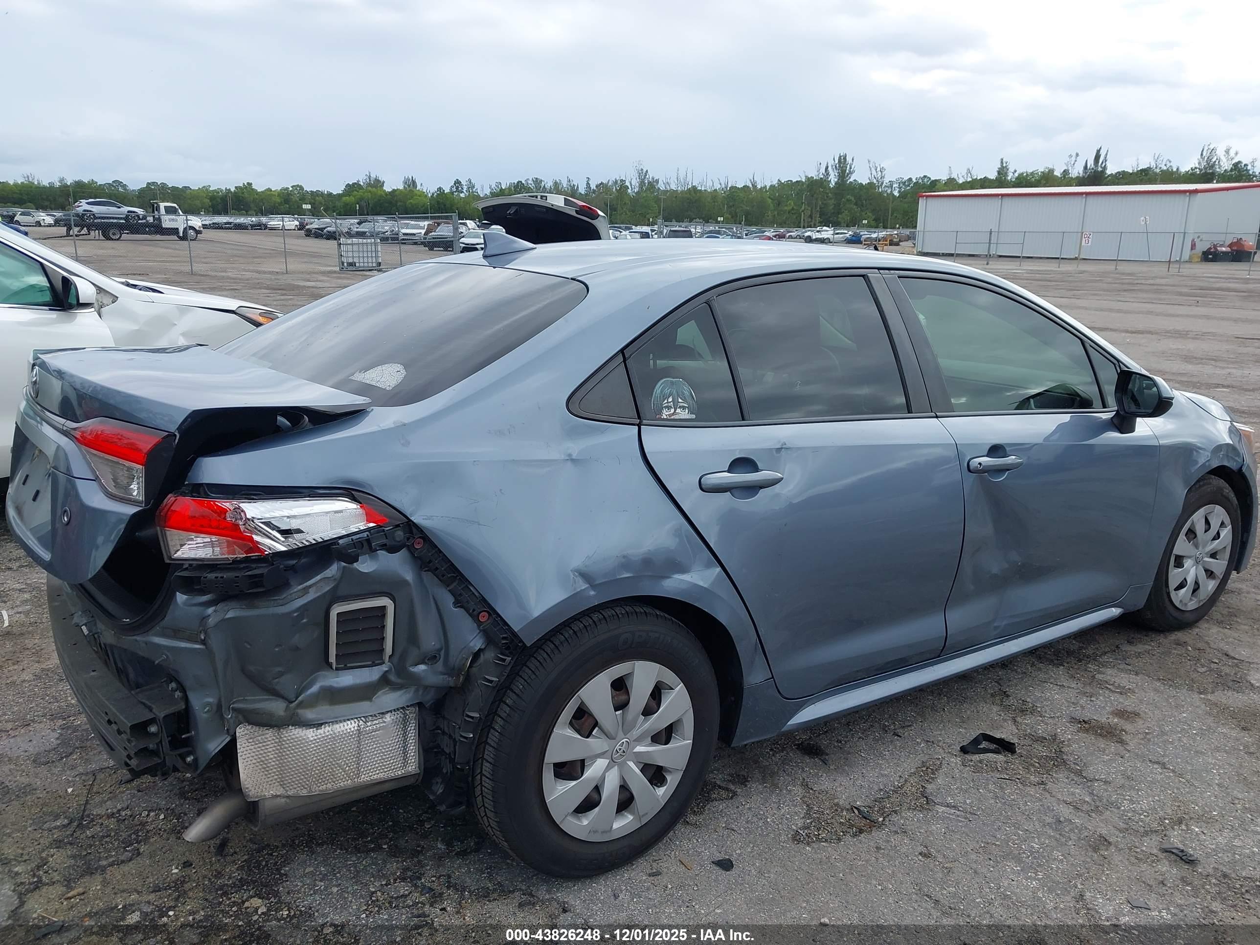 TOYOTA COROLLA image 6