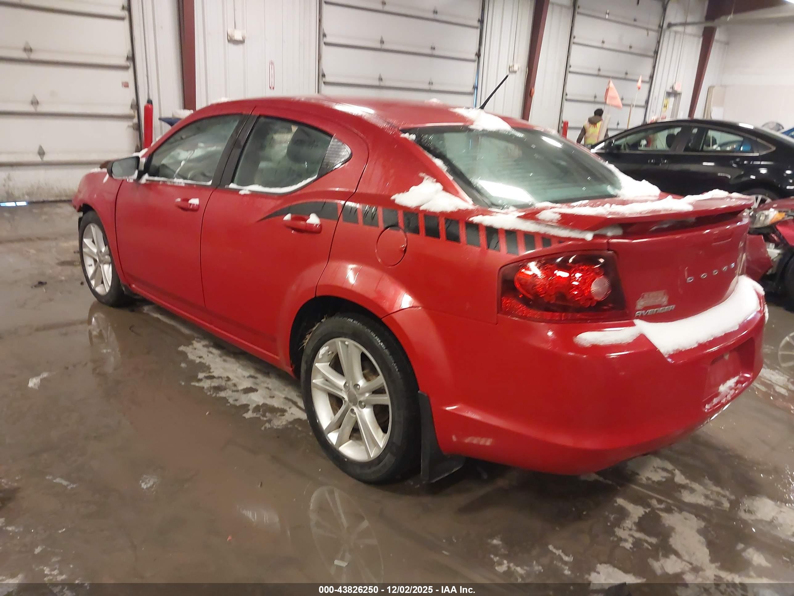 DODGE AVENGER image 3