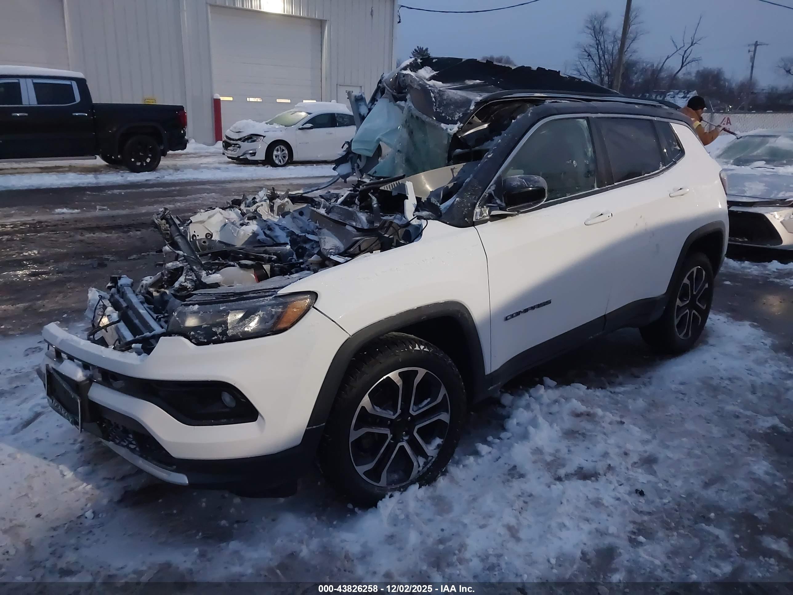 JEEP COMPASS image 2