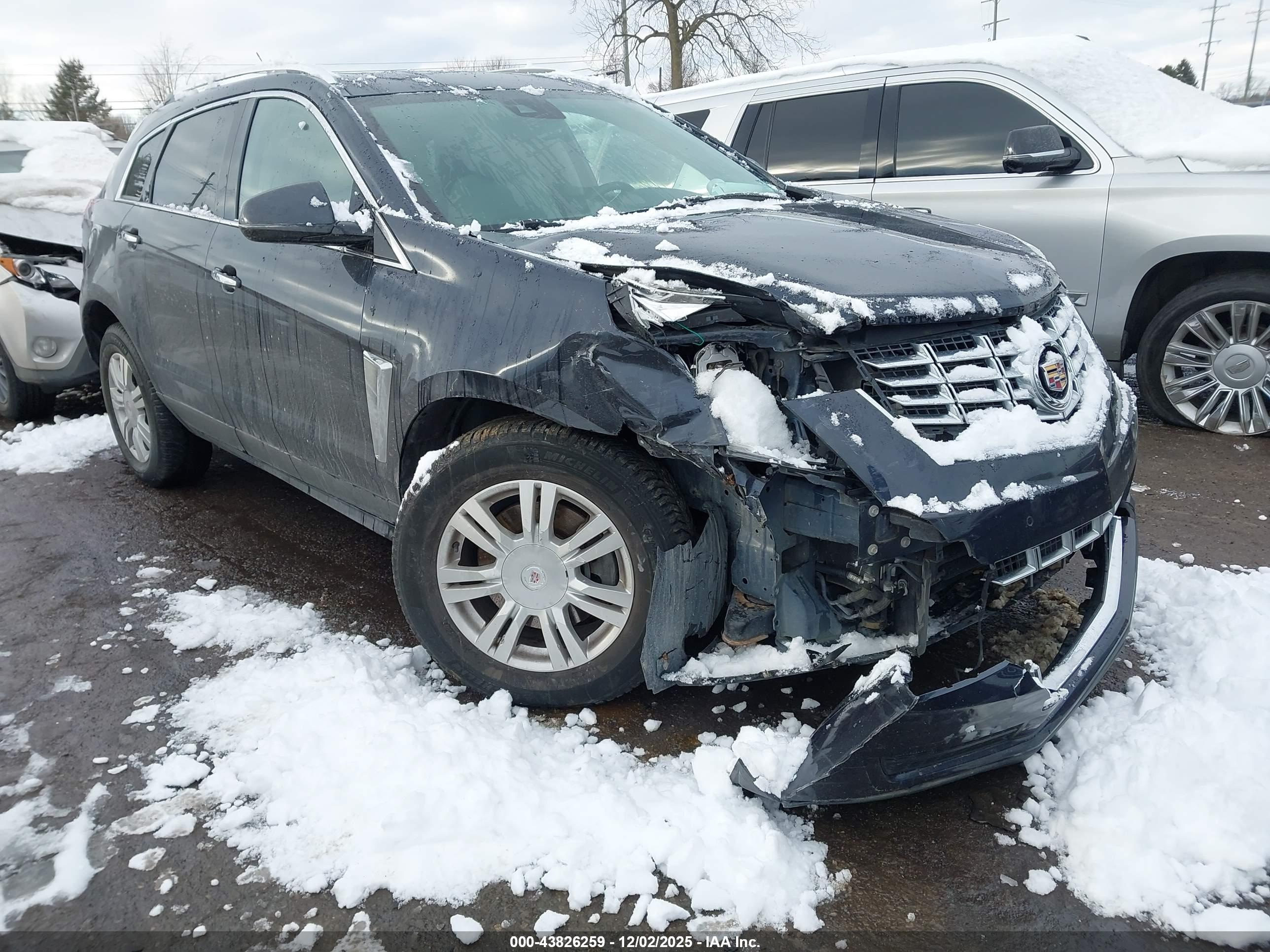 CADILLAC SRX image 6
