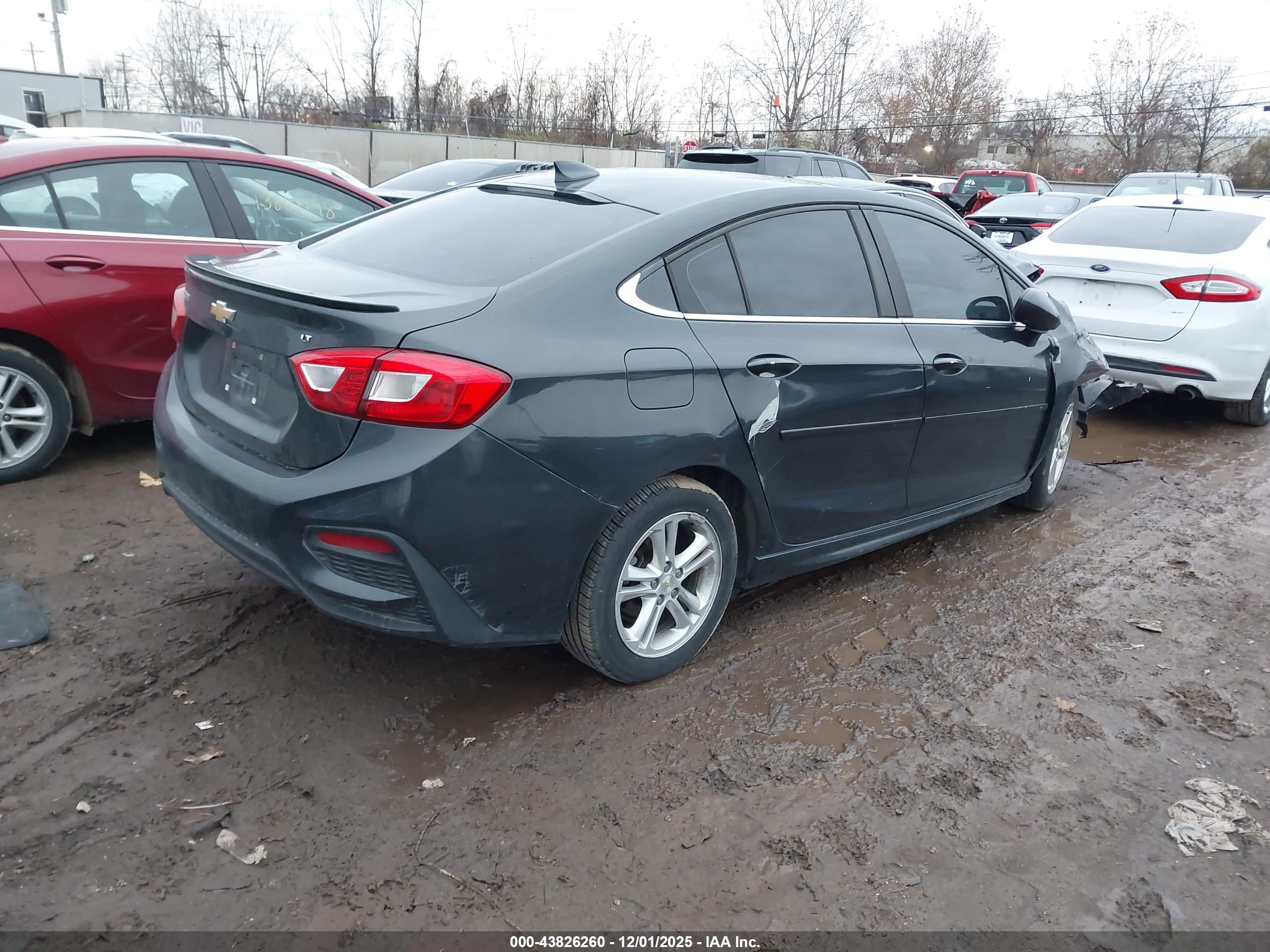 CHEVROLET CRUZE image 4