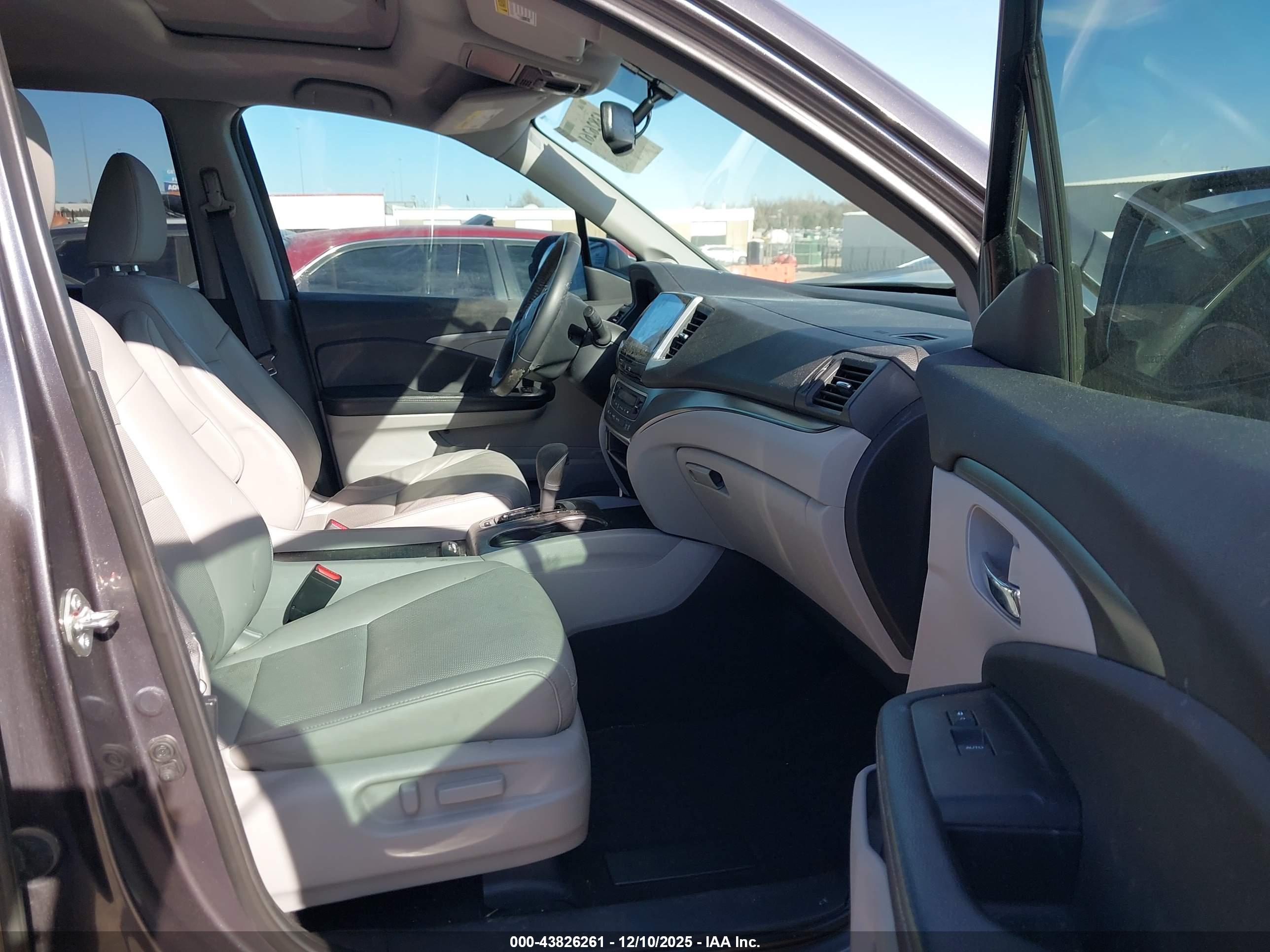 HONDA RIDGELINE image 5