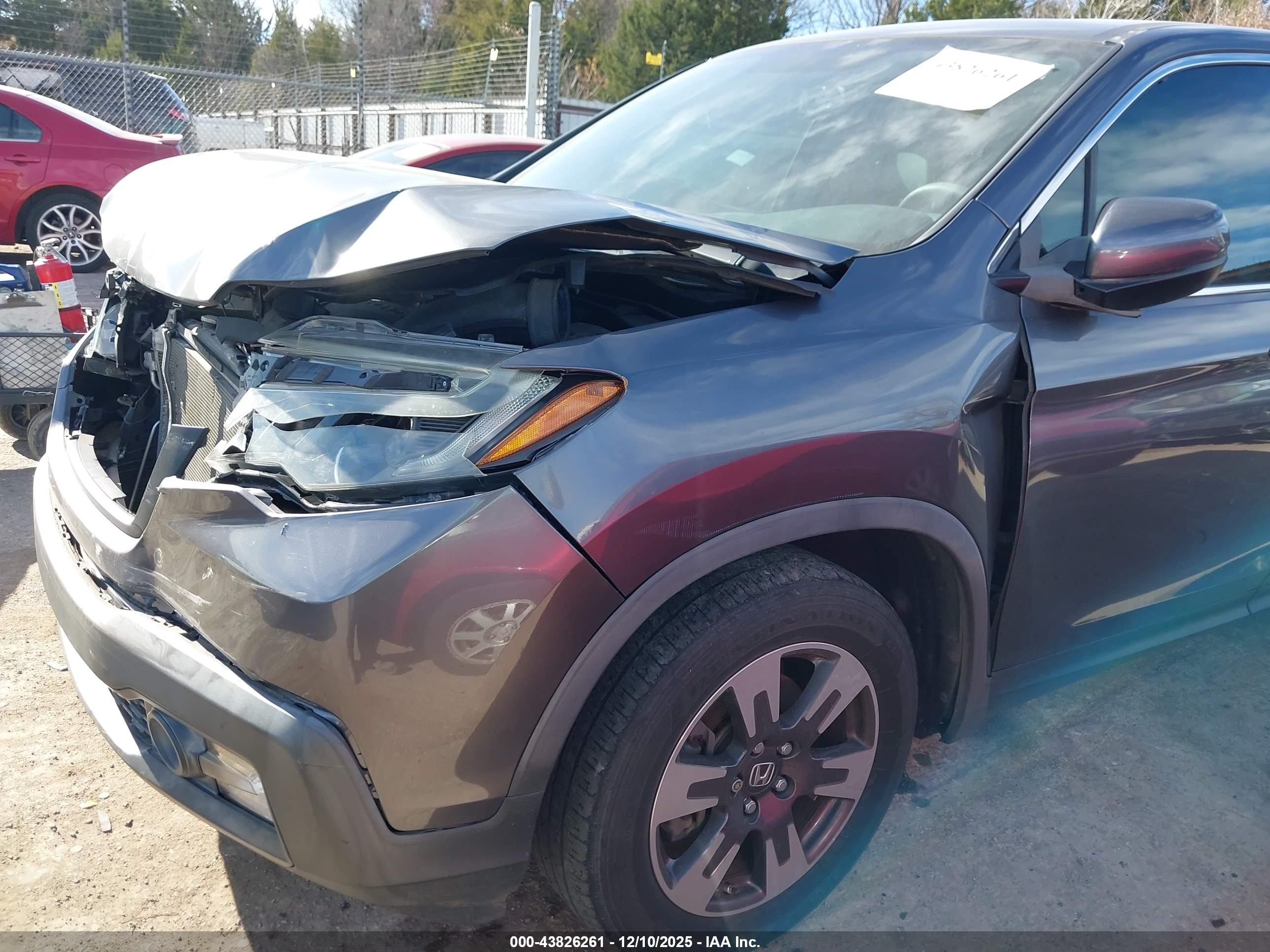 HONDA RIDGELINE image 6