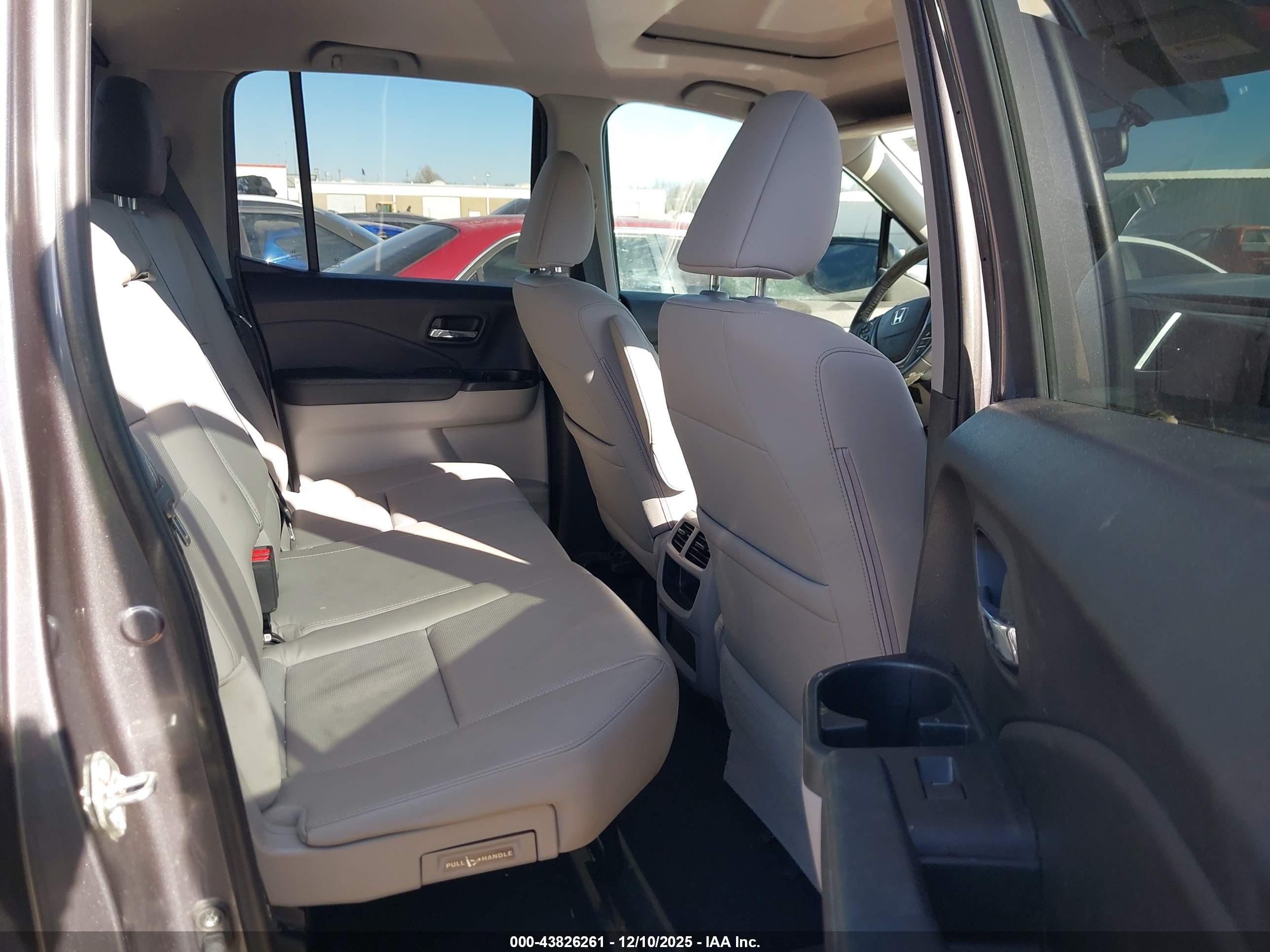 HONDA RIDGELINE image 8