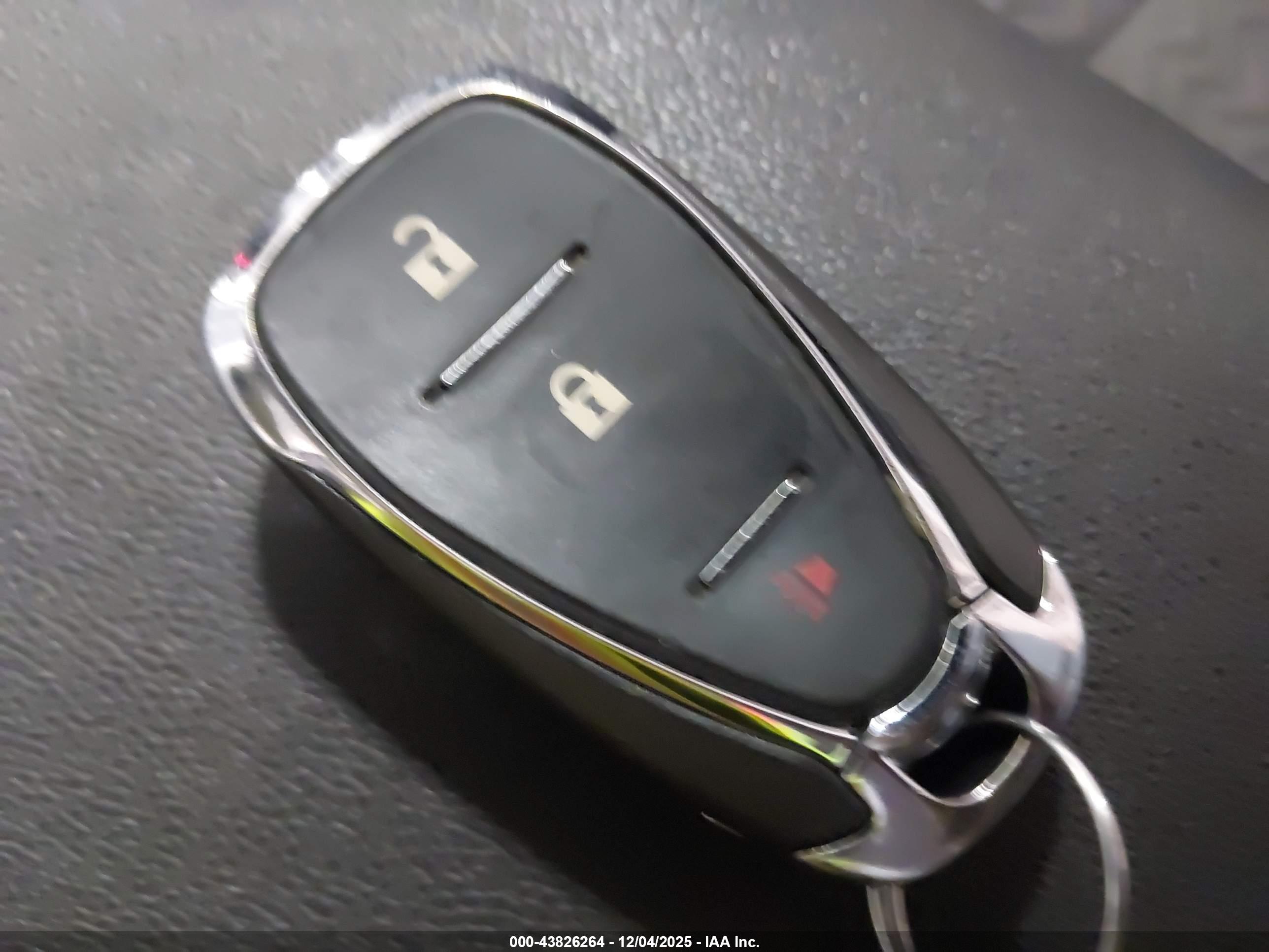 CHEVROLET EQUINOX image 11