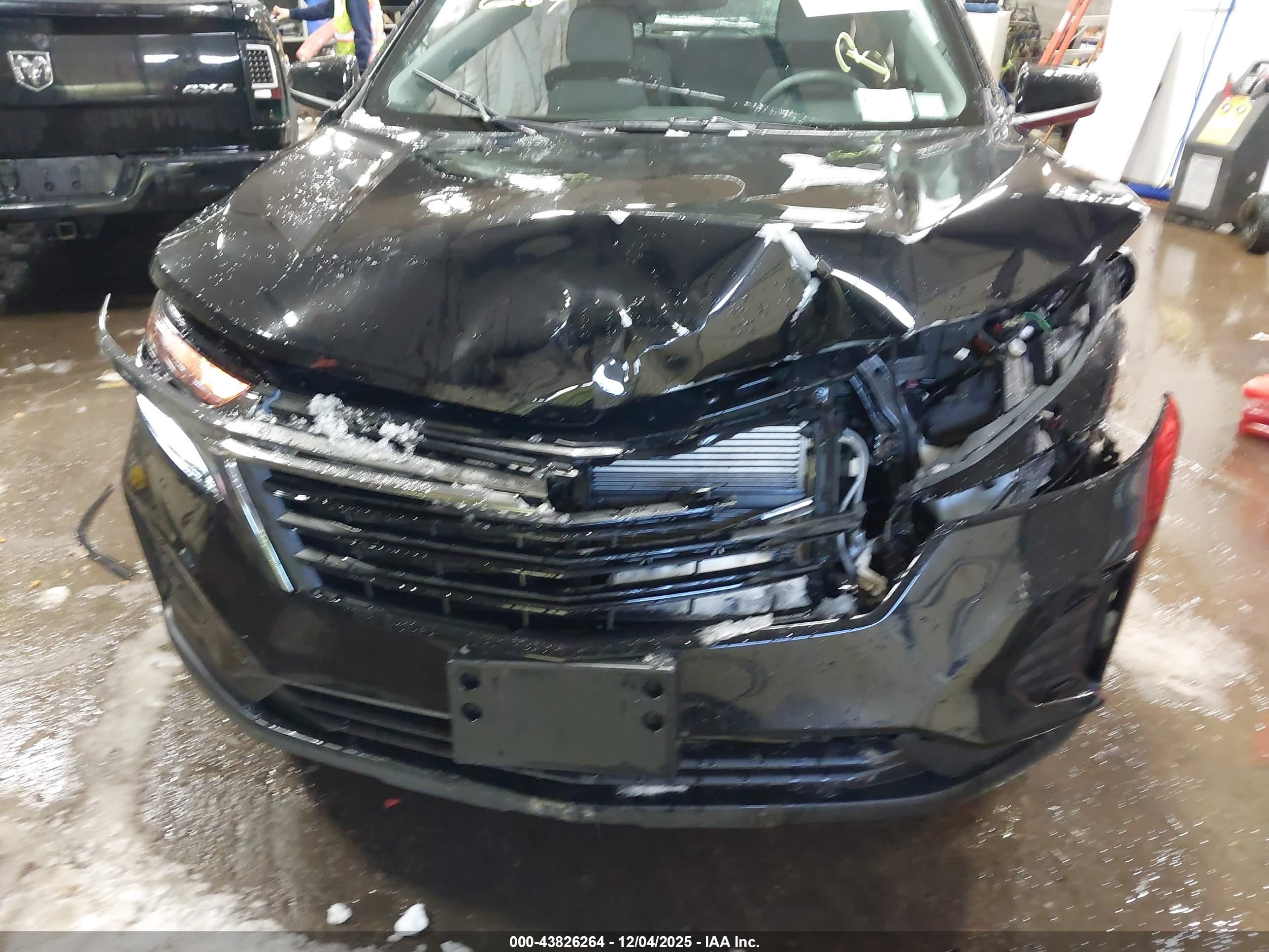CHEVROLET EQUINOX image 6