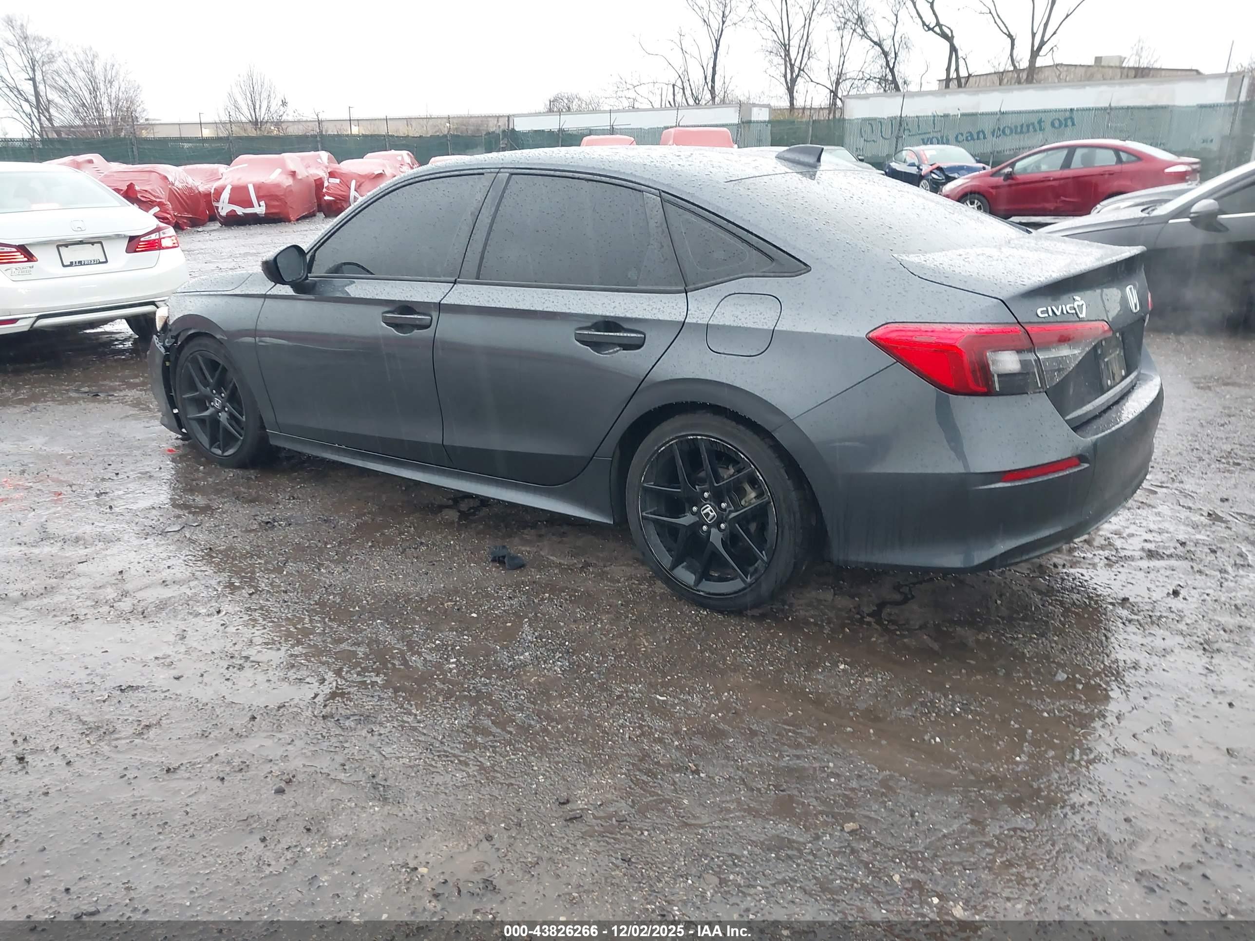 HONDA CIVIC image 3