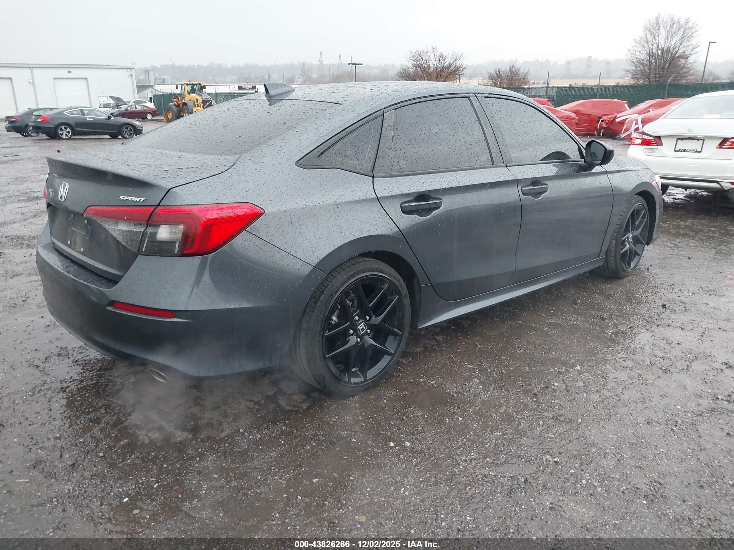 HONDA CIVIC image 4